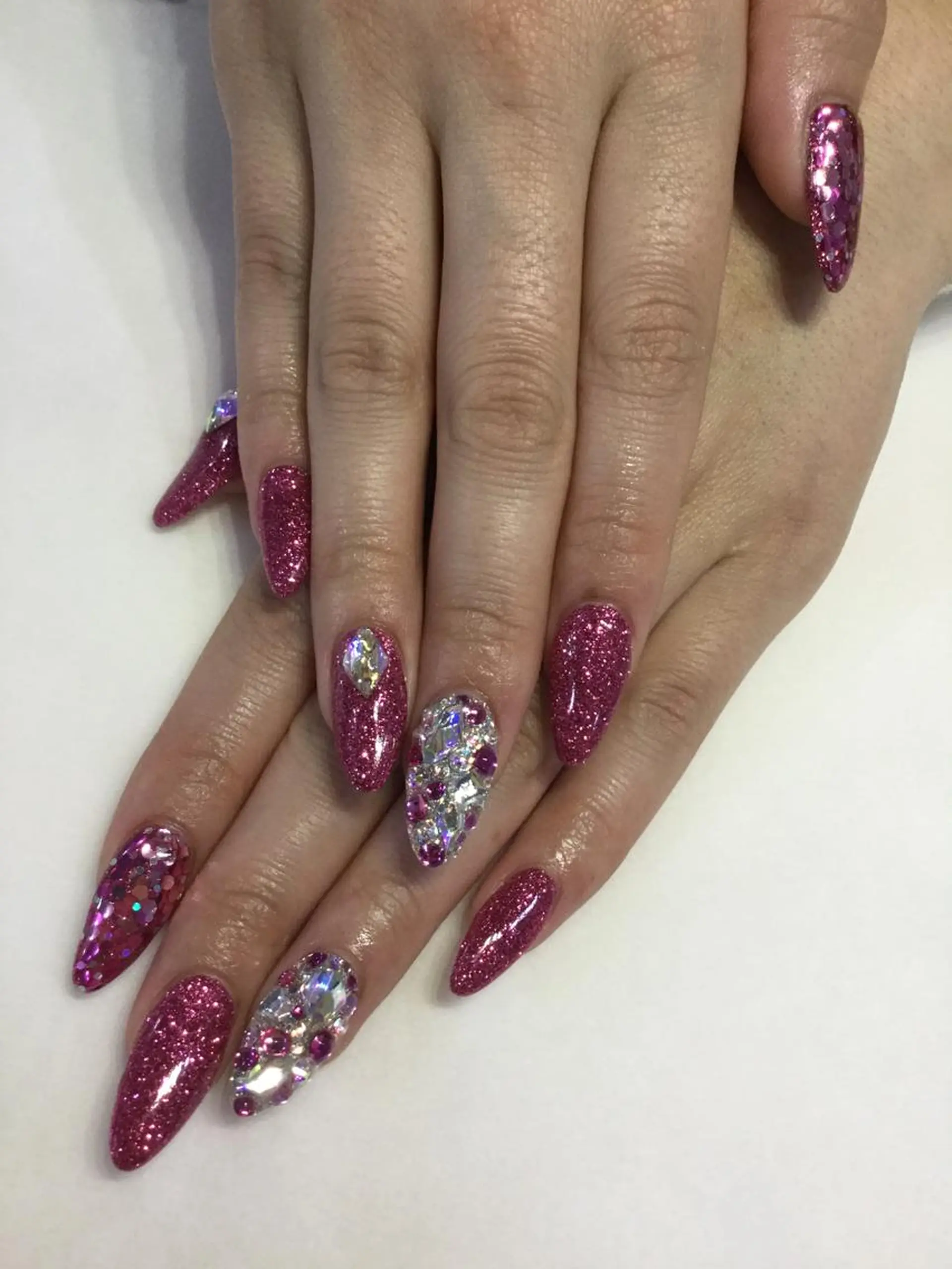 ネイル 💎🐰 saki. m 🐰💎のネイルデザイン