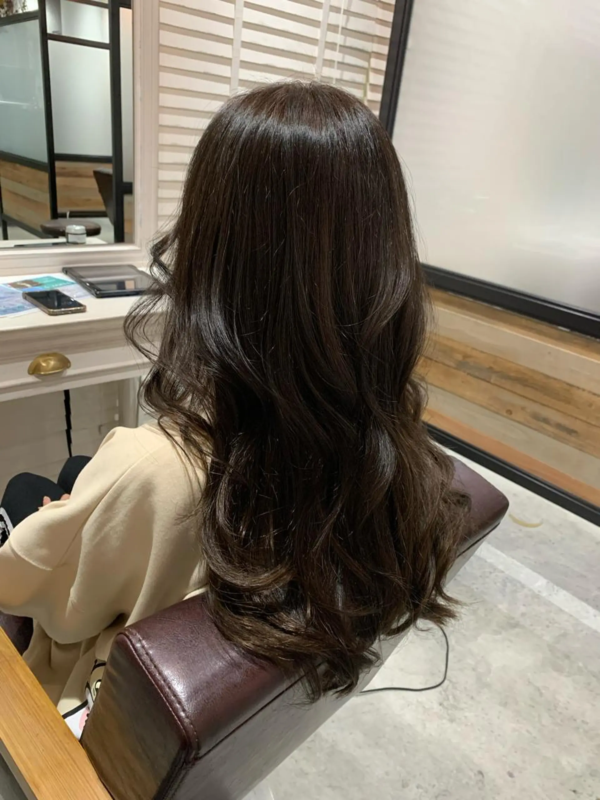 ロング ヘアカラー LITTLE _KATOのヘアスタイル