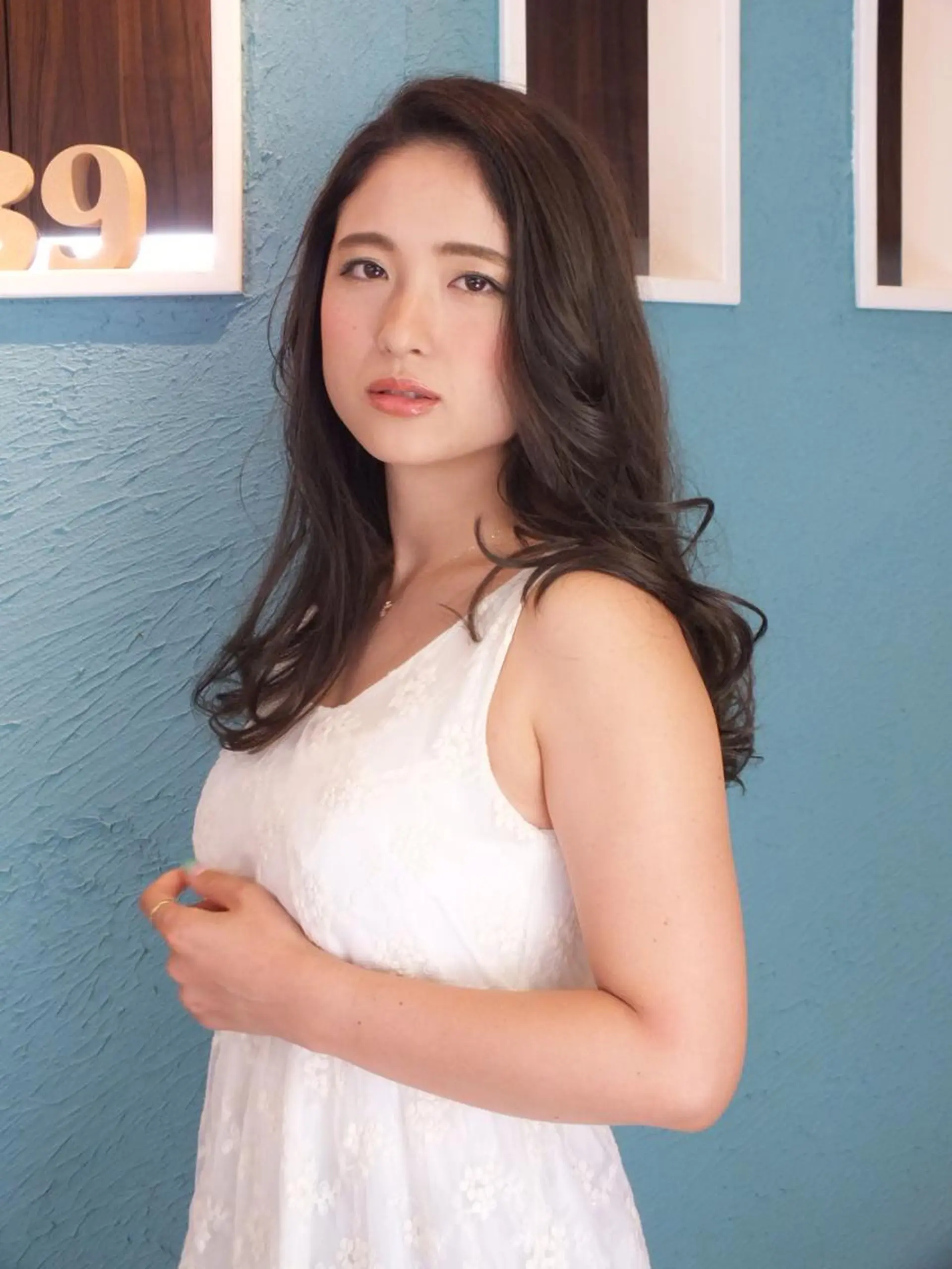 ミディアム カラー パーマ ヘアアレンジ メンズ キッズ ネイル マツエク・マツパ THREE NINE 【スリーナイン】のヘアスタイル