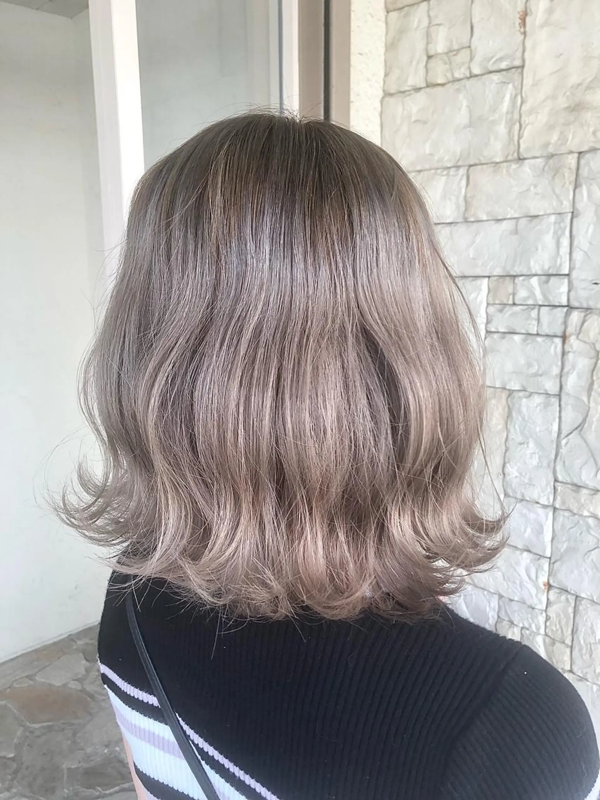 カラー ヘアカラー トリートメント 井上 歩美のヘアスタイル