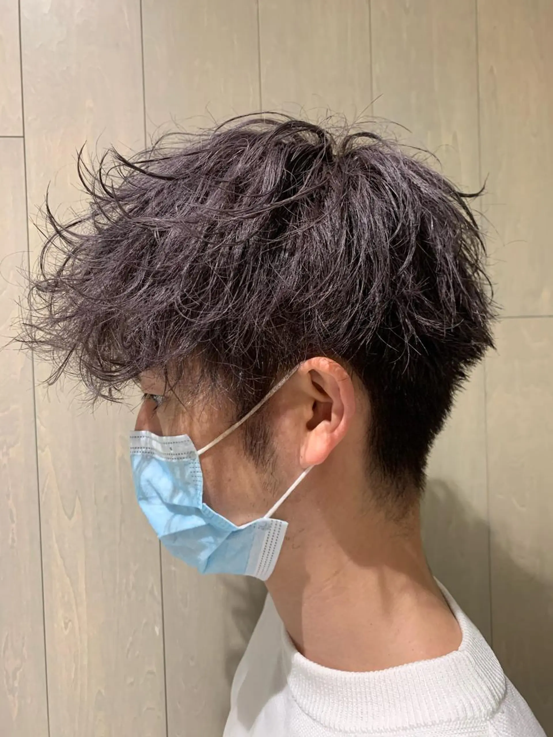 ショート カラー メンズ 糟谷 慈英のヘアスタイル