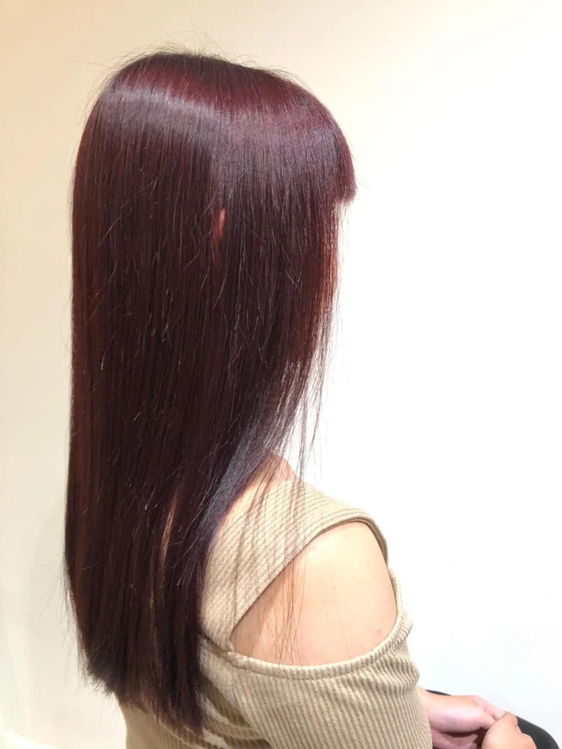 ロング カラー ボルドーカラー トリートメント ヘアカラー トリートメント 吉田 光佑のヘアスタイル