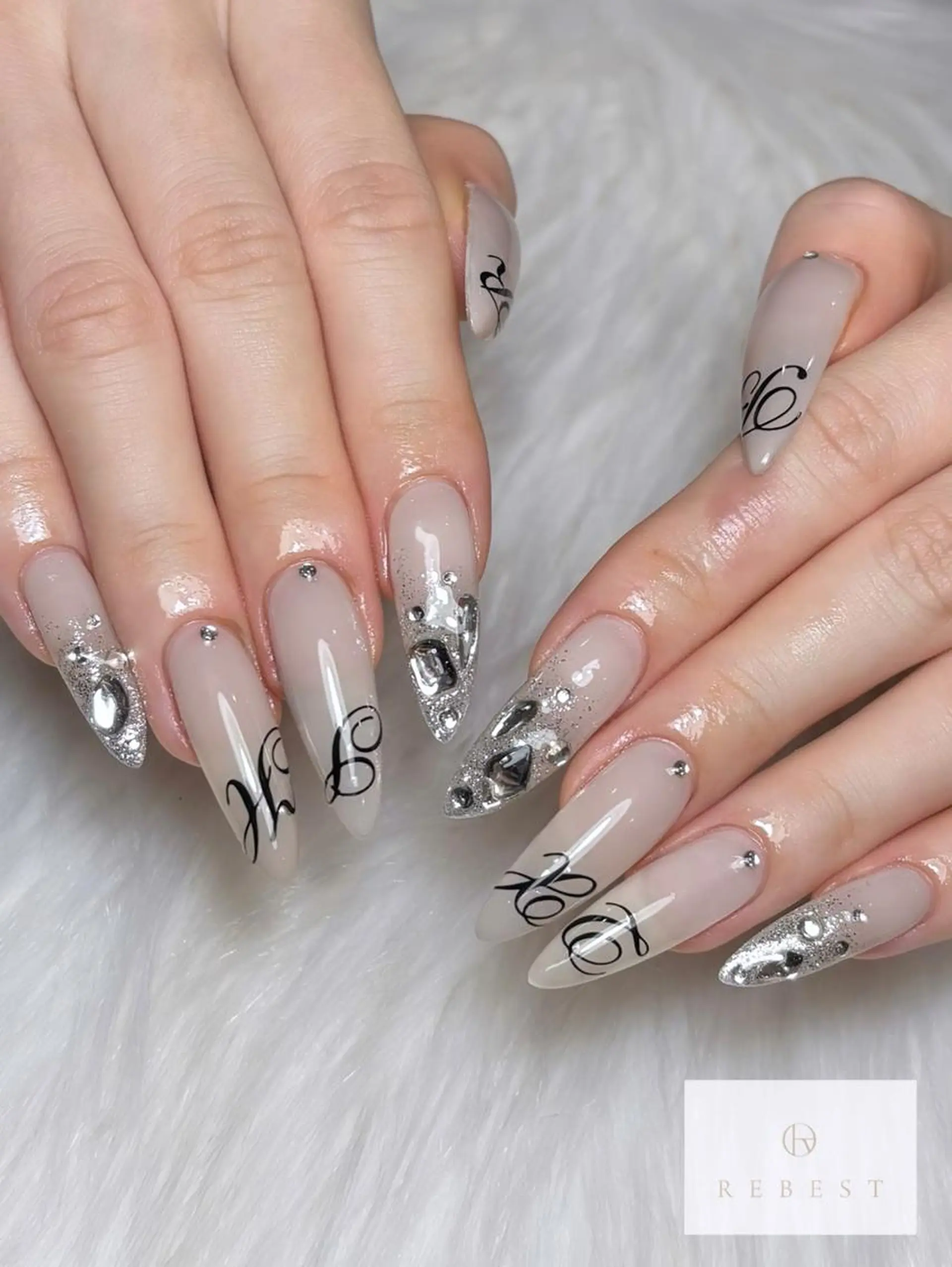 ネイル ハンドネイル -Rebest- NAIL心斎橋店💎のネイルデザイン