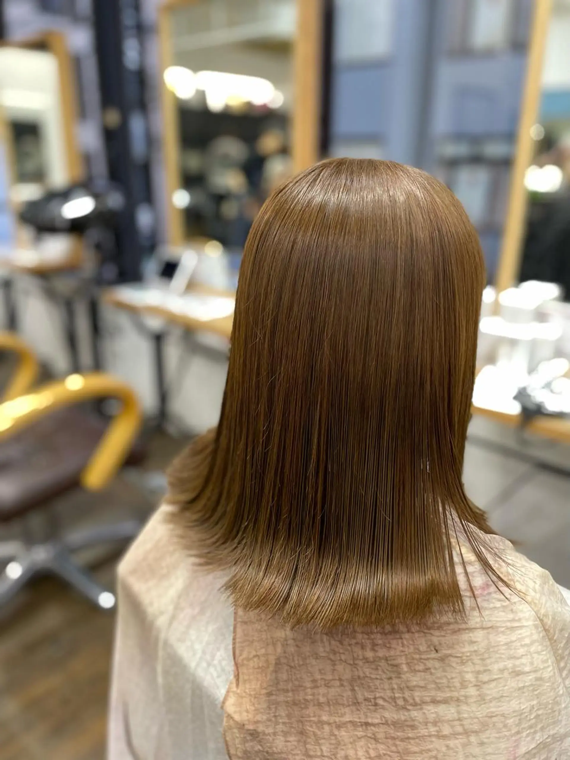 セミロング 横浜🦋ハイトーン 🫐シャドウルーツのヘアスタイル