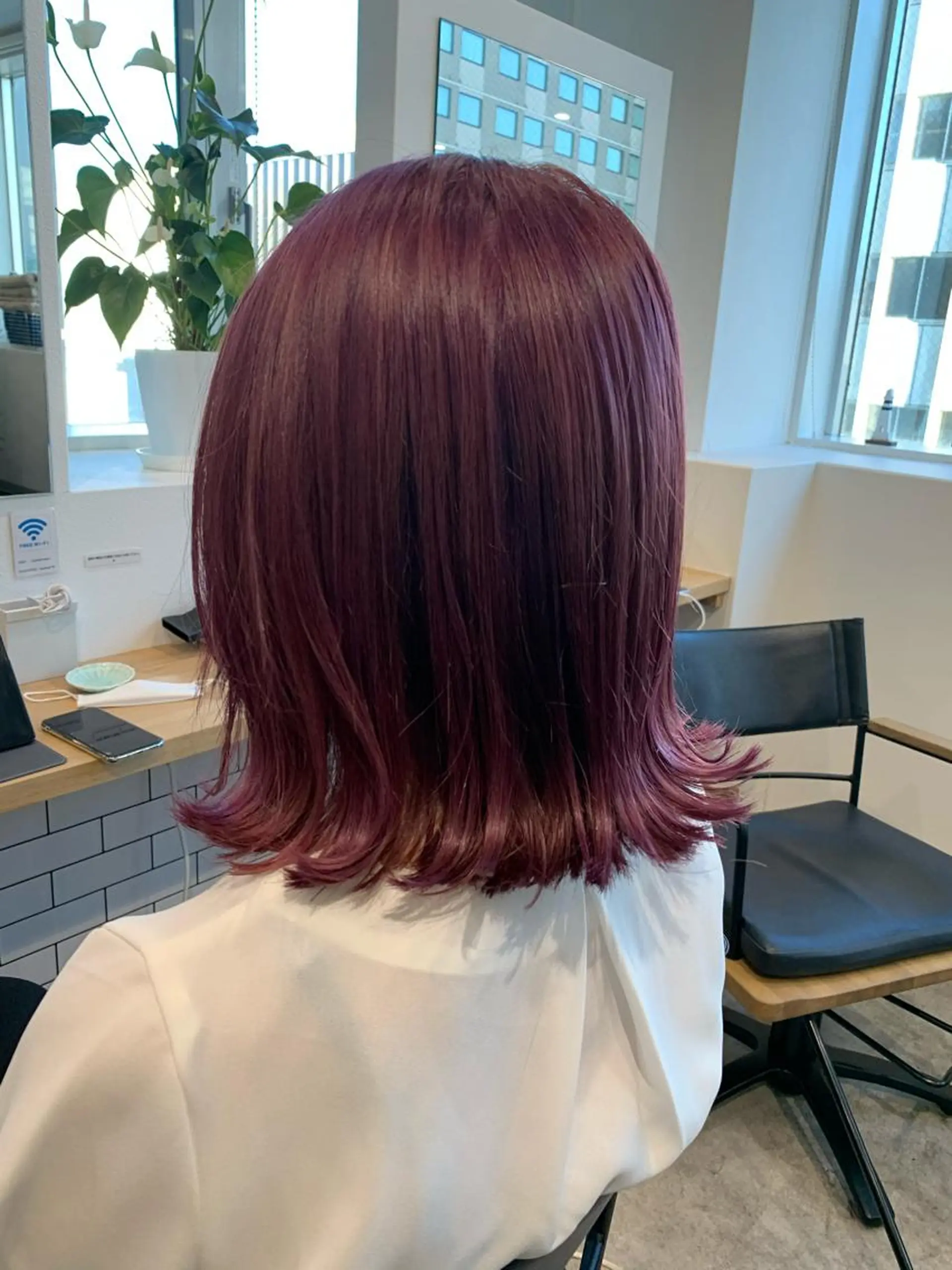 ショート カラー アッシュ バレイヤージュ ベージュカラー ブロンド ブルーカラー ヘアカラー レイヤーカット/ 艶カラー/RYOMAのヘアスタイル