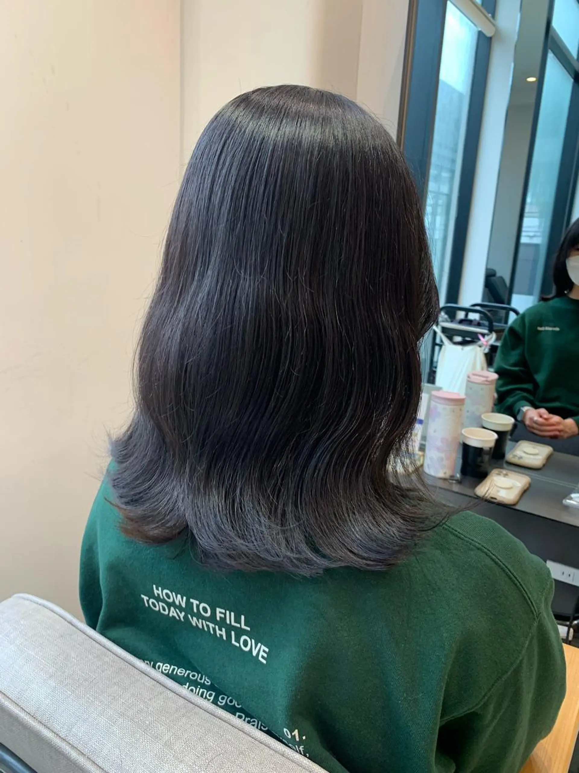 ミディアム カラー ヘアアレンジ カット ヘアカラー トリートメント yuka .のヘアスタイル