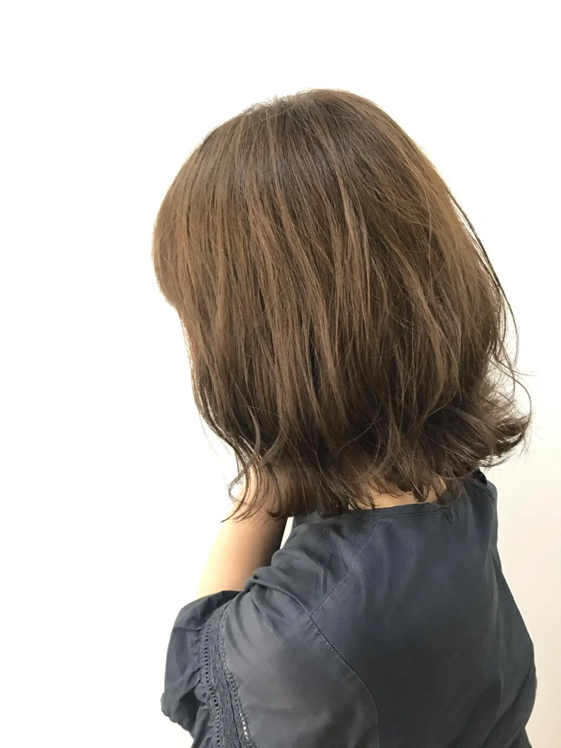 ミディアム カラー カット ヘアカラー トリートメント Rayt hair レイトヘアーのヘアスタイル