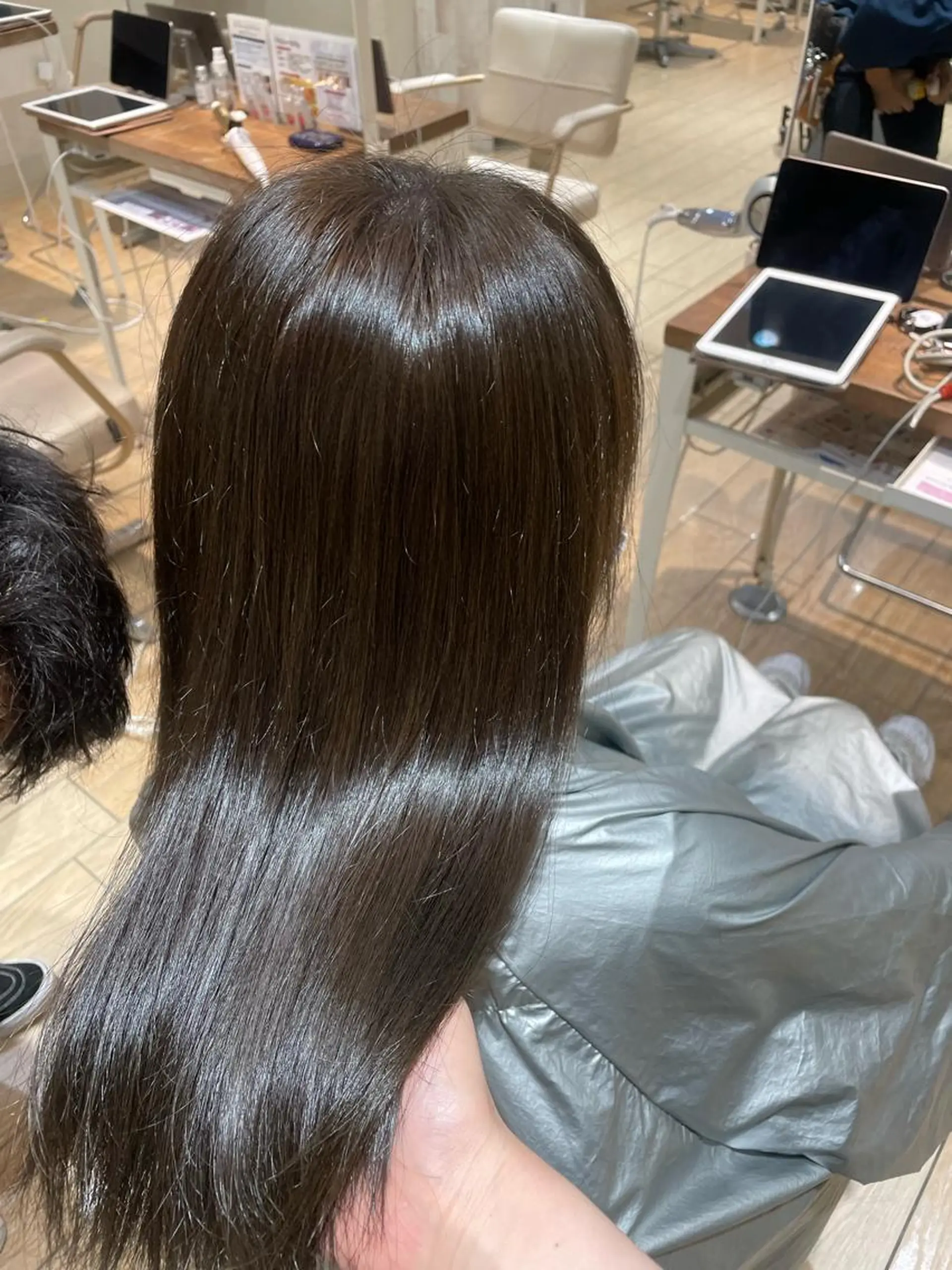 ミディアム カラー ヘアセット⌇艶カラー 🫧⌇Nanahoのヘアスタイル