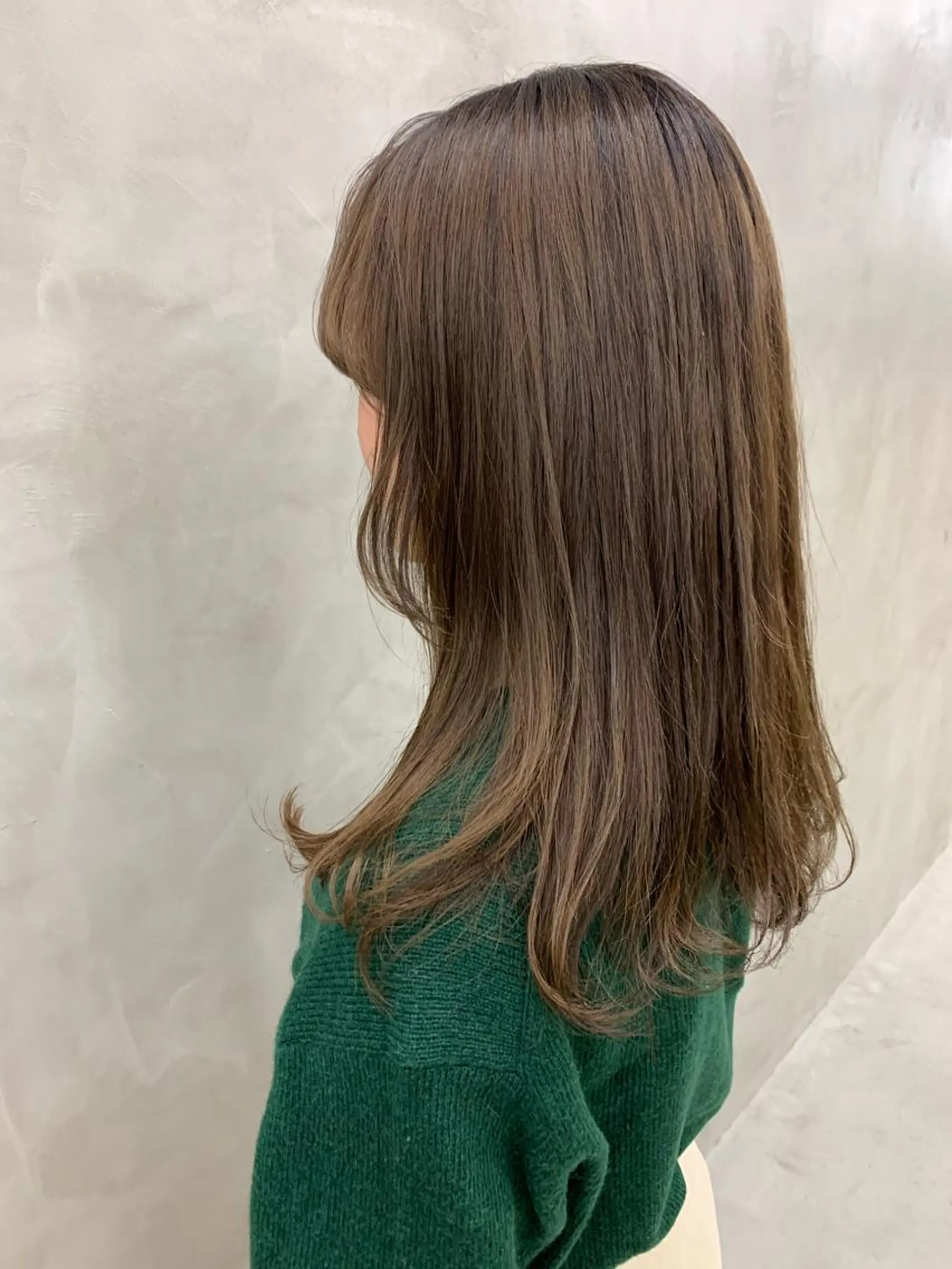 セミロング 顔周りカット 🐝 hachi🐝のヘアスタイル