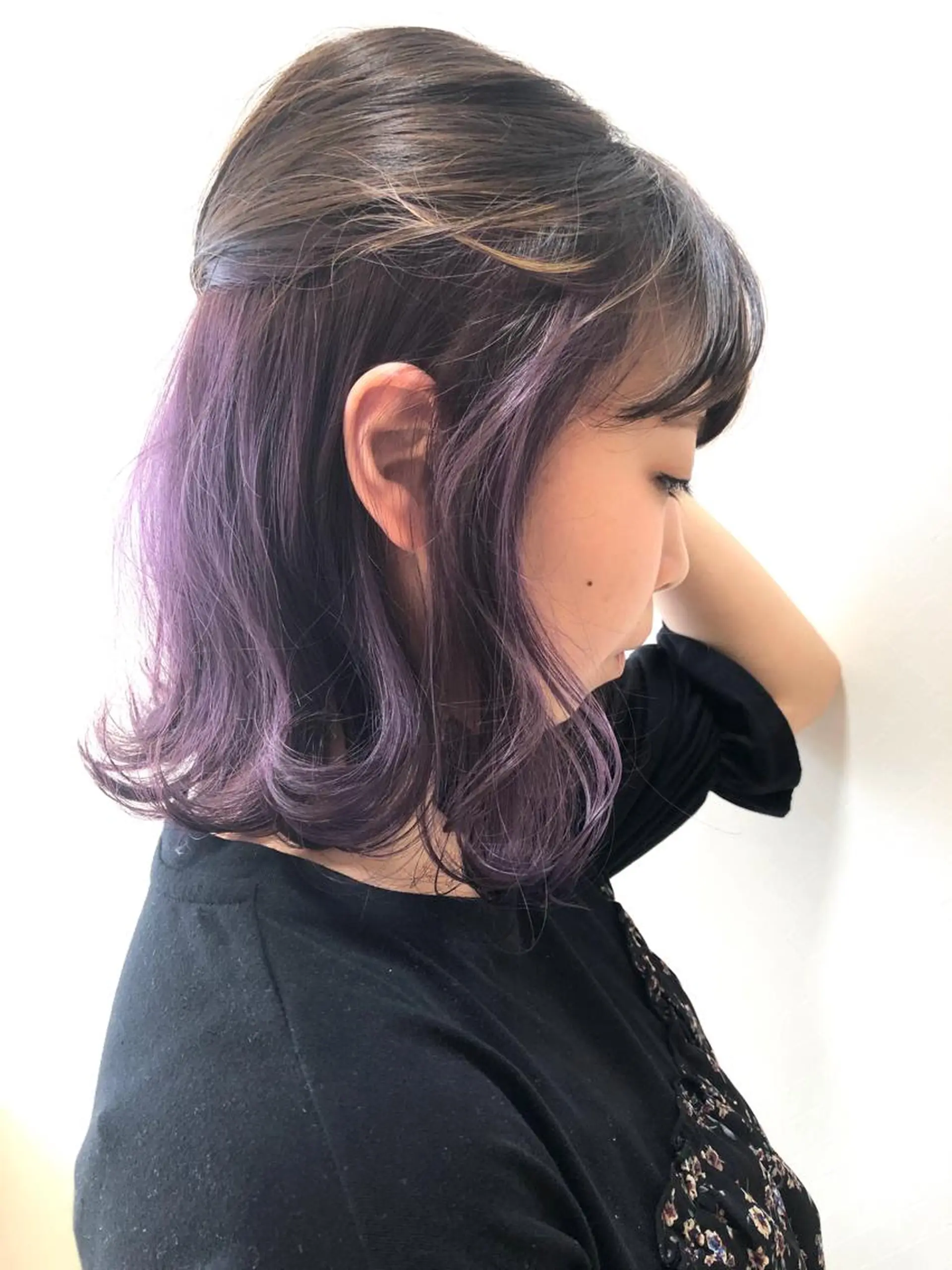 ミディアム カラー インナーカラー ラベンダーカラー パープルカラー ヘアカラー トリートメント 🌈ぷる艶カラー🌈 髪質改善👑柳沼尚貴のヘアスタイル