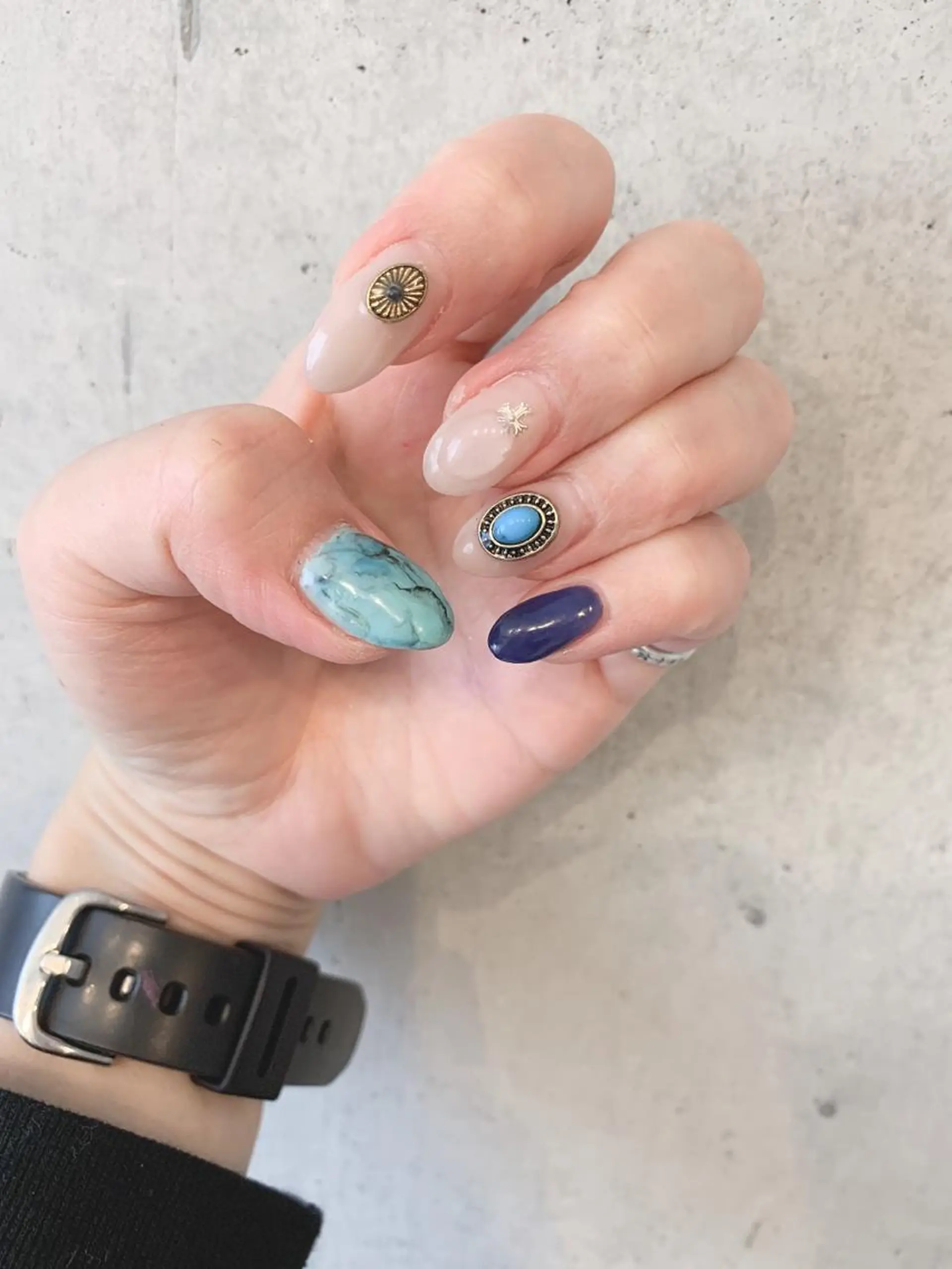 ネイル ネイビー pipi ..のネイルデザイン