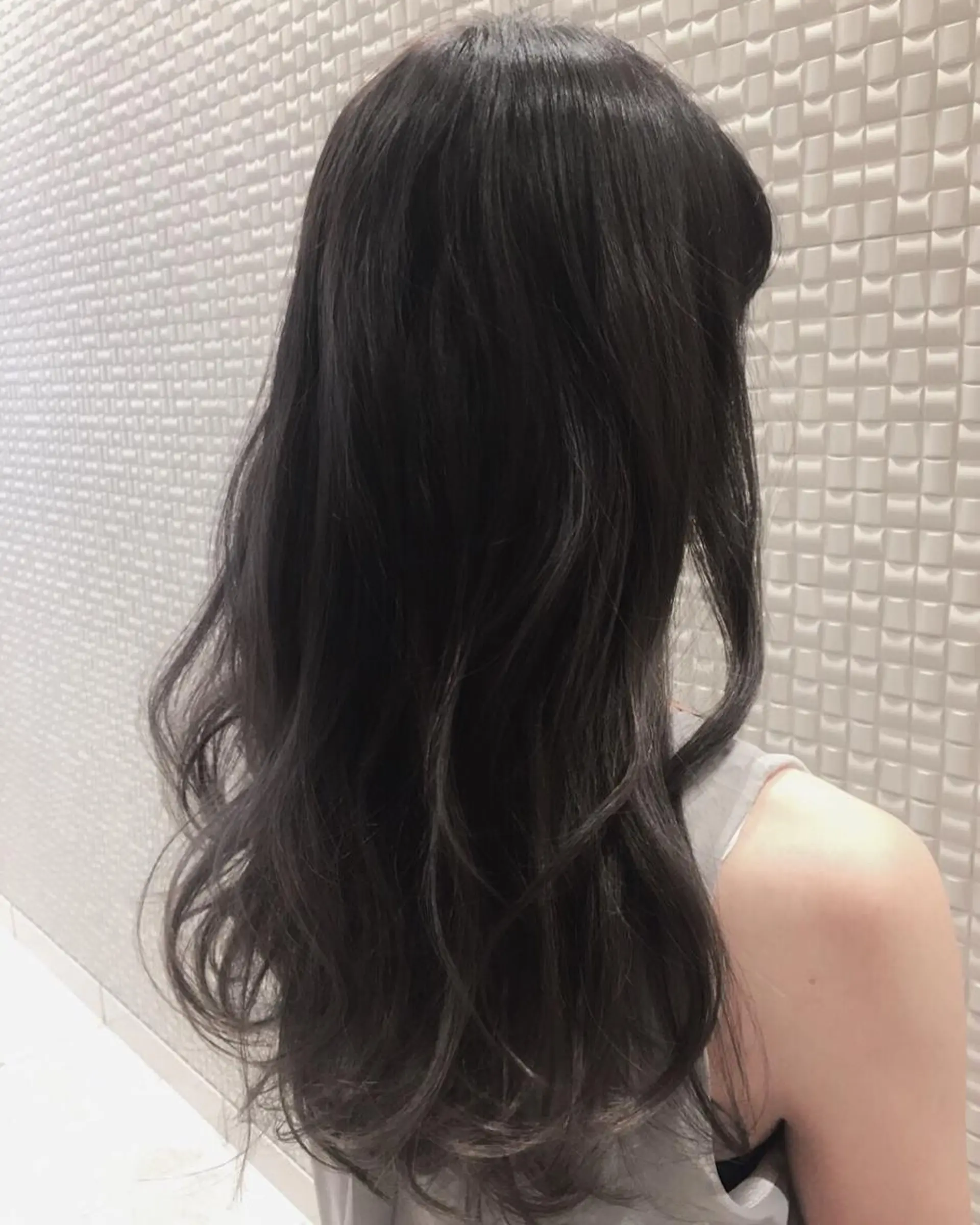 セミロング カラー ヘアアレンジ アッシュ ブリーチ ブルーカラー ブルーパープル ダークグレー ✨ハイクオリティ✨ 山本香也のヘアスタイル
