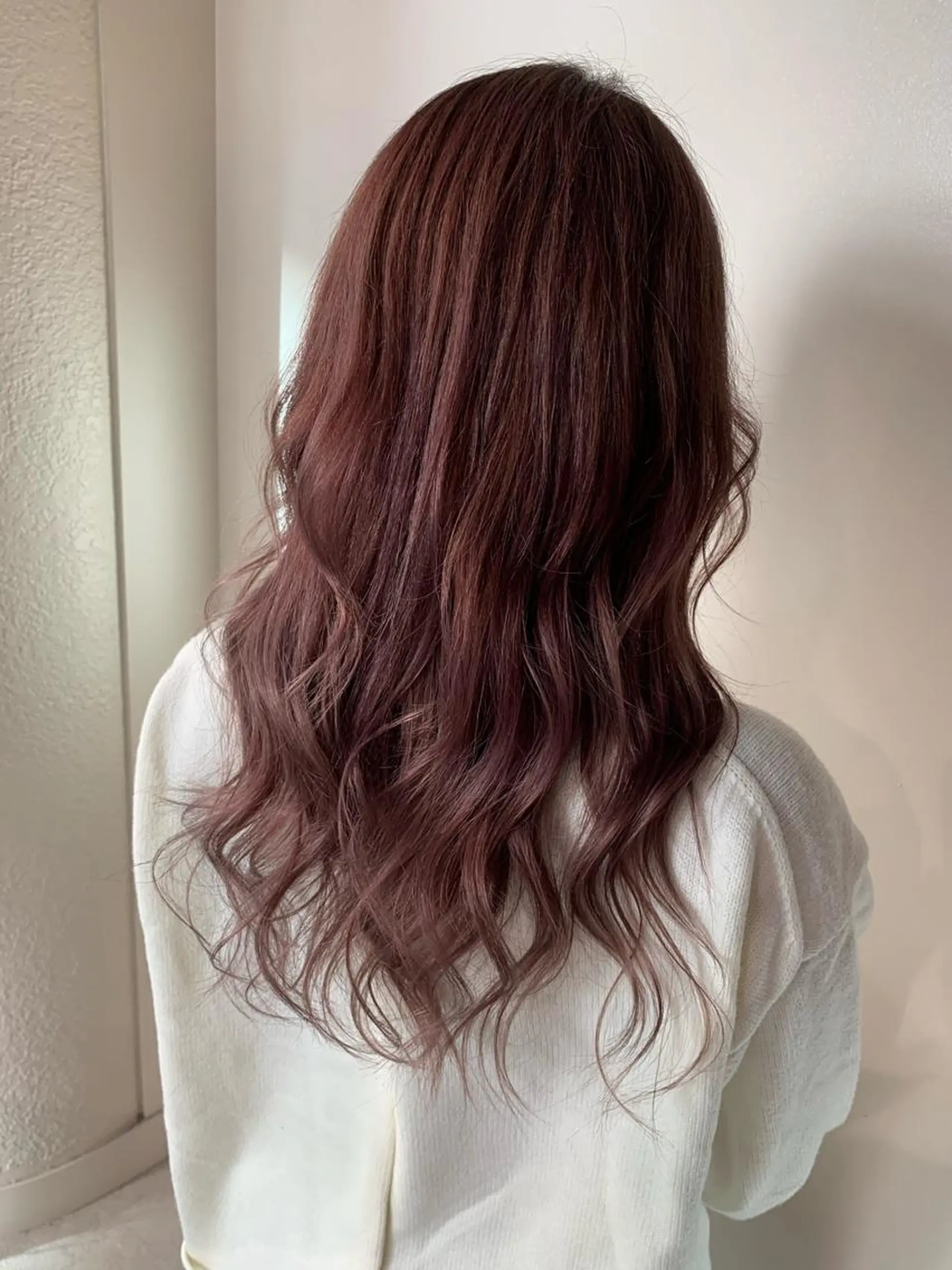 セミロング 渋谷🤍ハイトーン、 エクステ🤍アミルのヘアスタイル