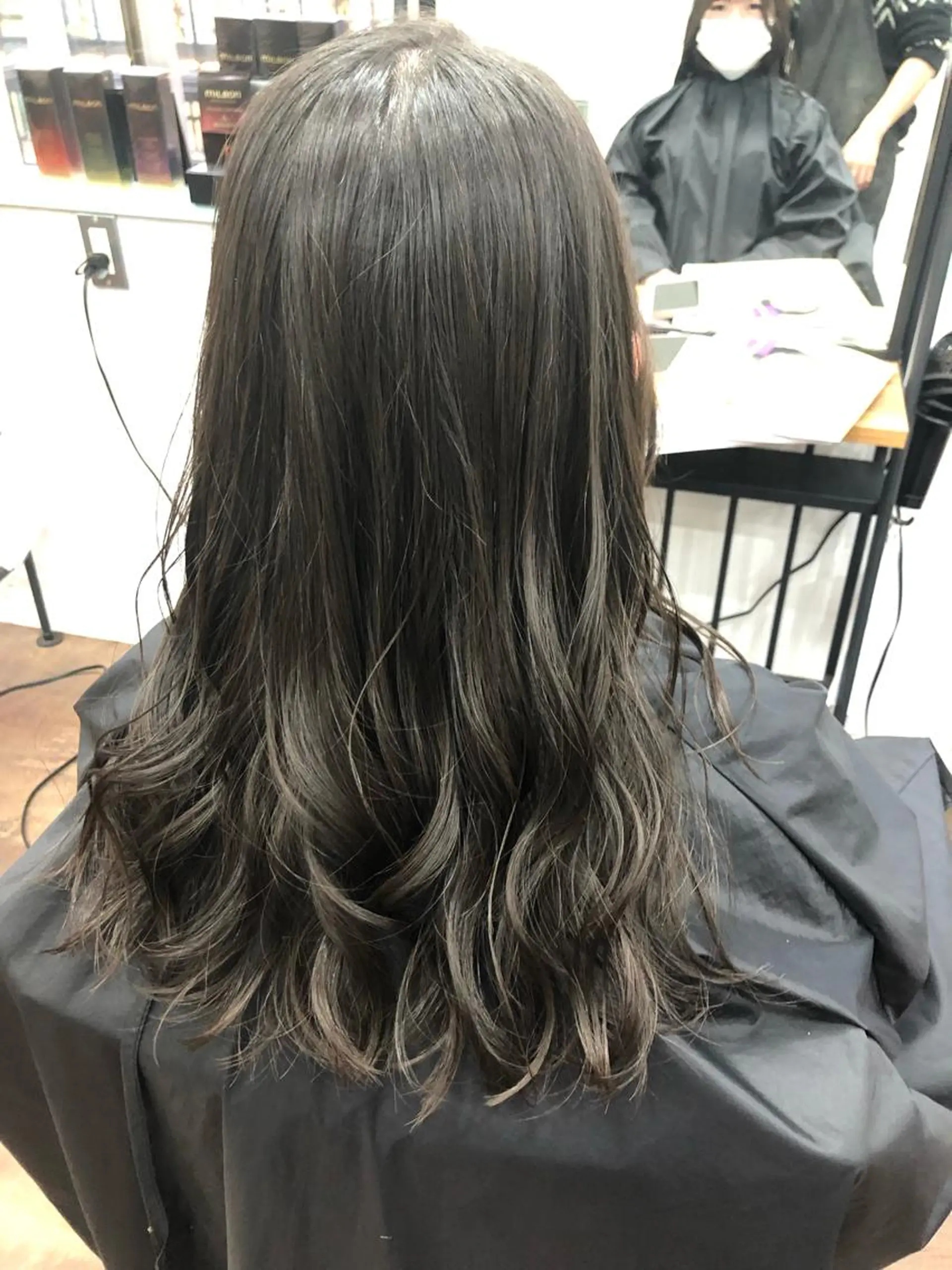 セミロング 脇谷 拓弥のヘアスタイル