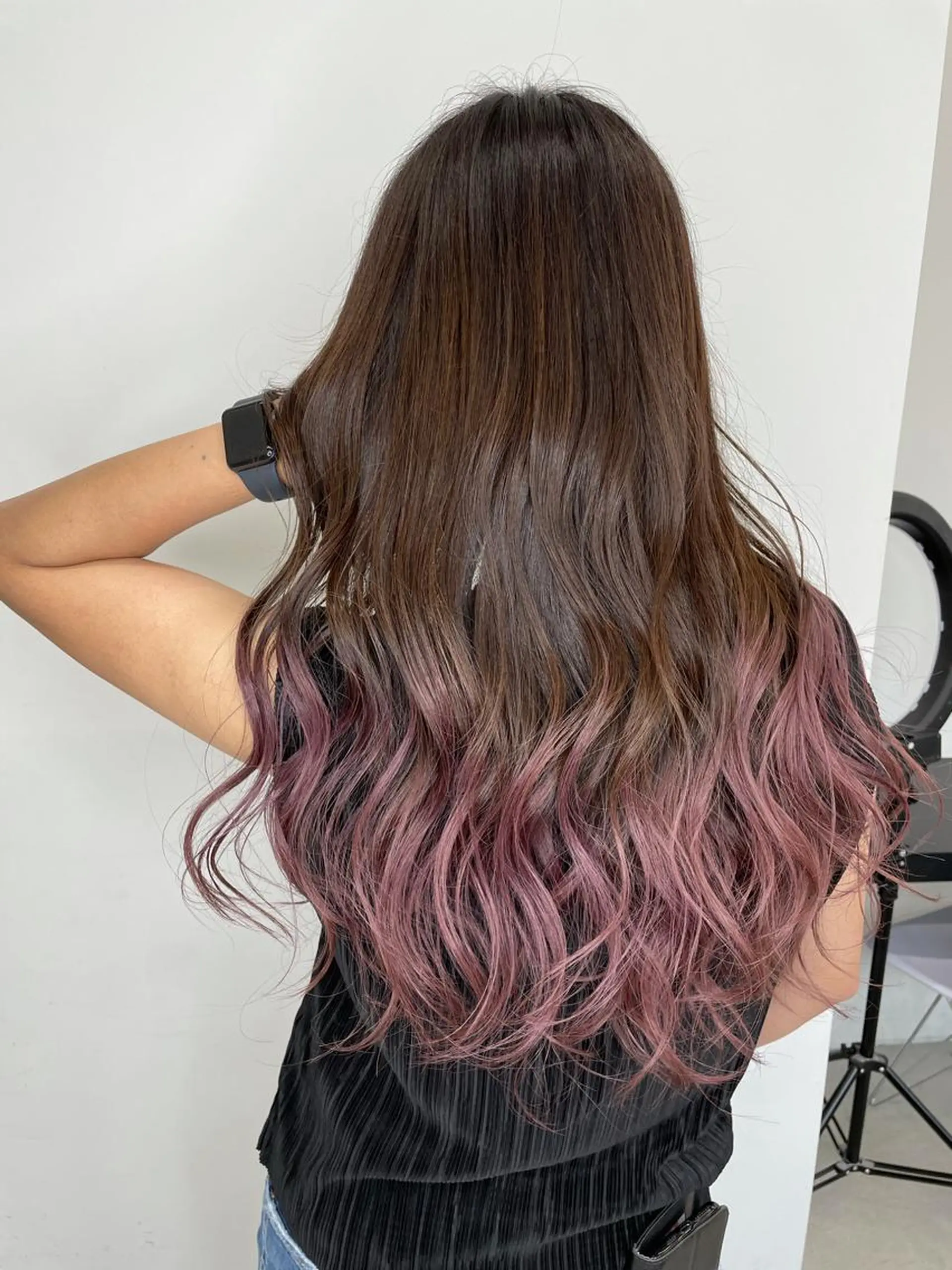 ロング 手島 カミラのヘアスタイル