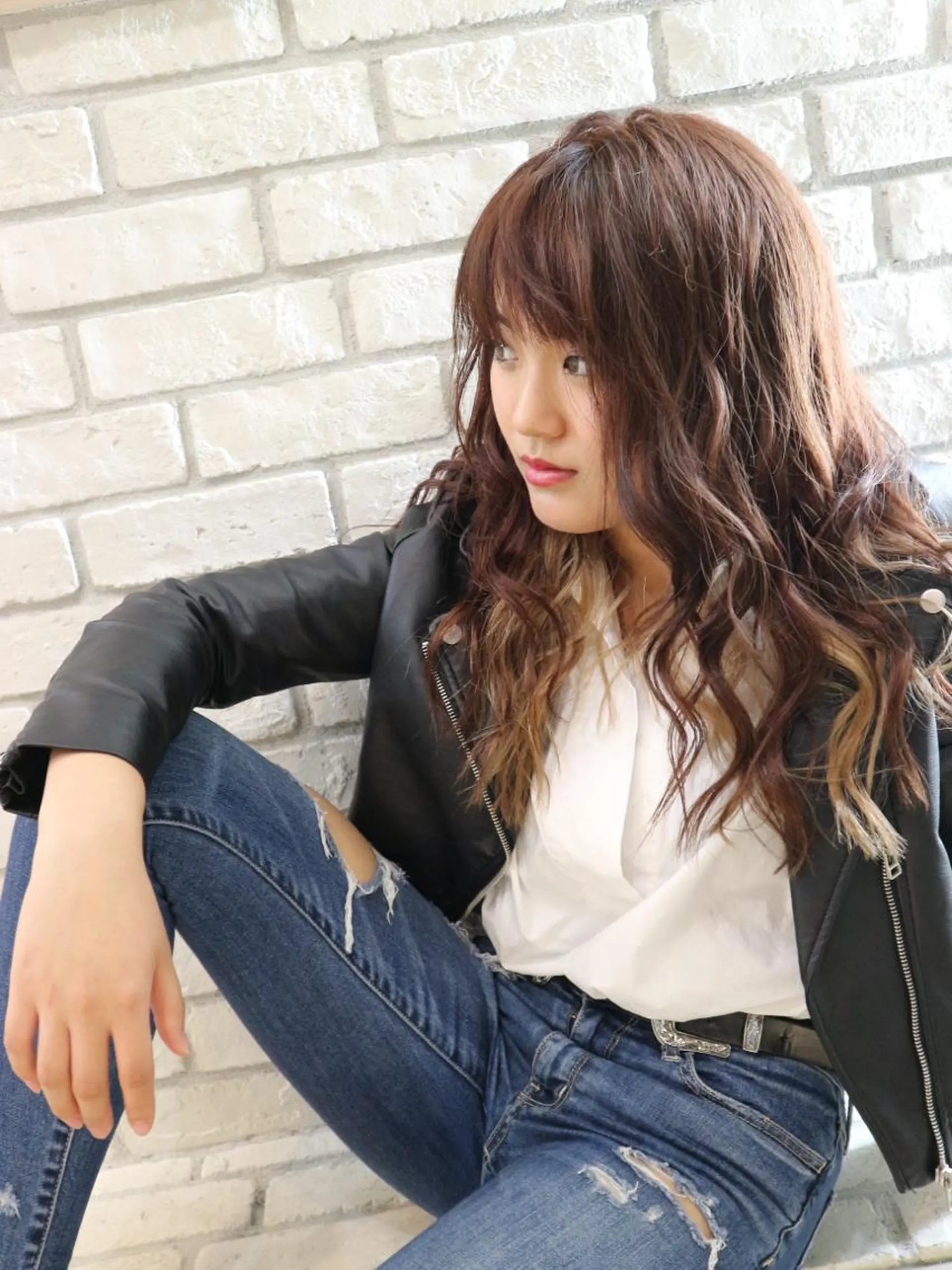 ロング カラー インナーカラー 東風上 亮介のヘアスタイル