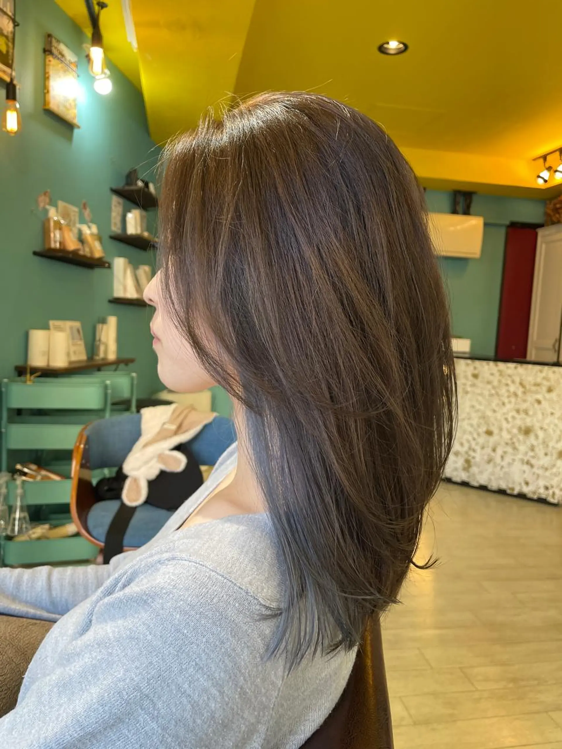 ロング カラー アッシュ アッシュブラウン ブルーカラー ブラウンカラー インナーカラー ヘアカラー 末石 智のヘアスタイル