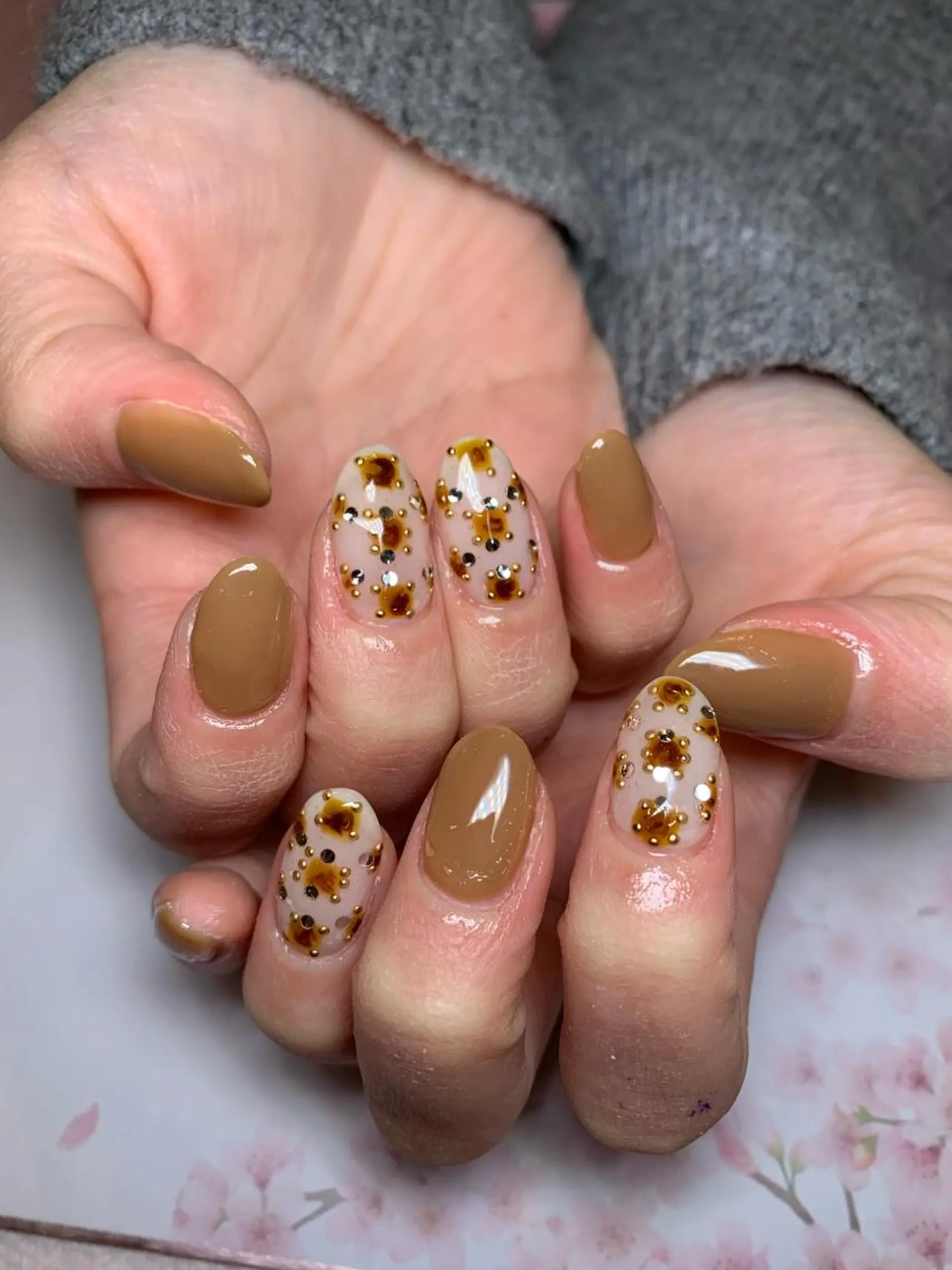 ネイル miu miuのネイルデザイン