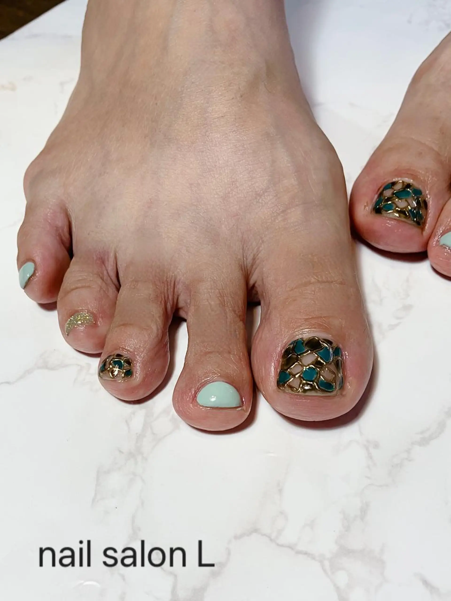 ネイル フットネイル 吉川市 ネイルサロンLのネイルデザイン