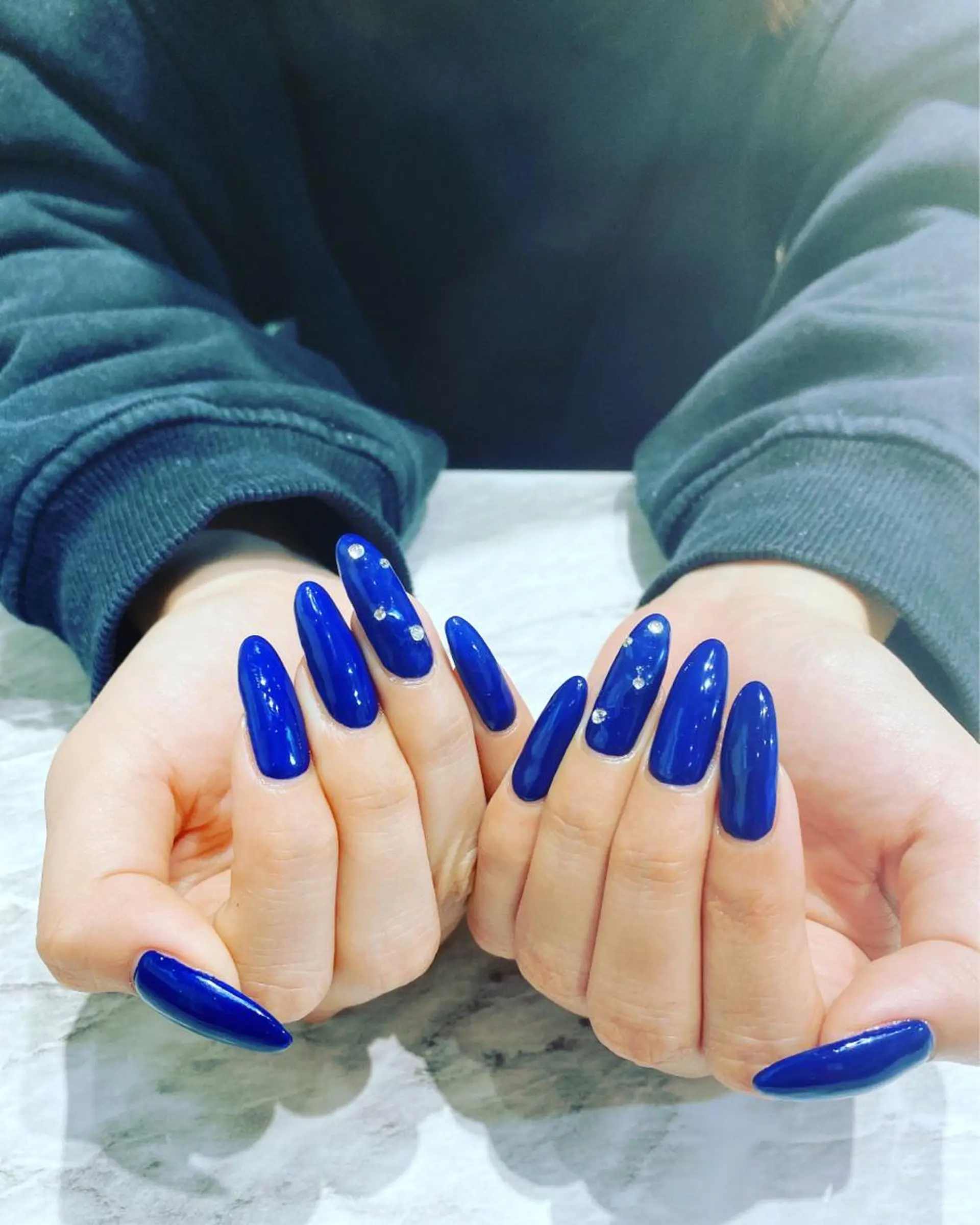 ネイル ワンカラーネイル ハンドネイル フットネイル ハンドケア nail salon  AlgeTy所属・✴︎:.｡. MAKI.｡.:✴︎のネイルデザイン