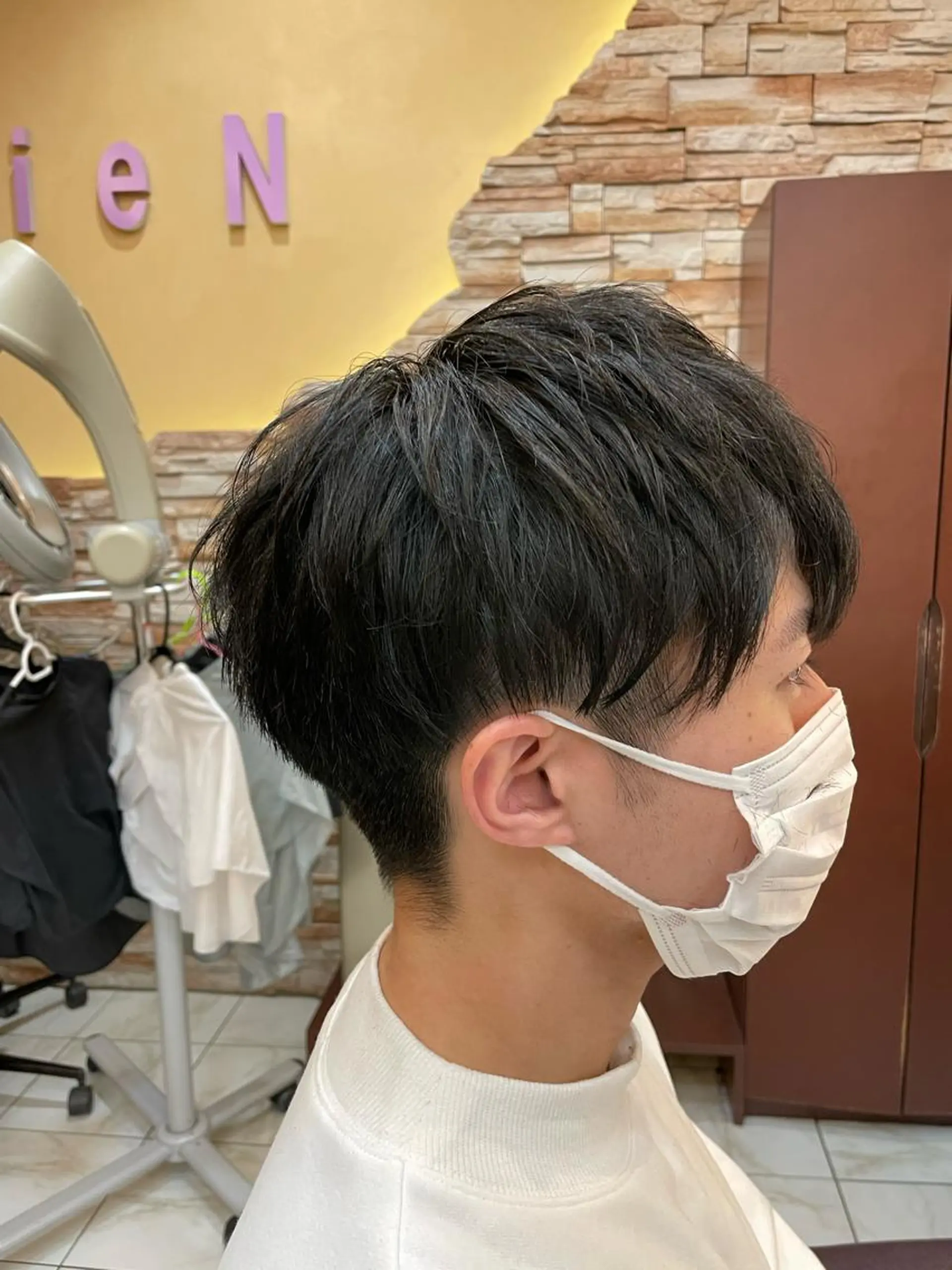 ショート 新籾 尚哉のヘアスタイル