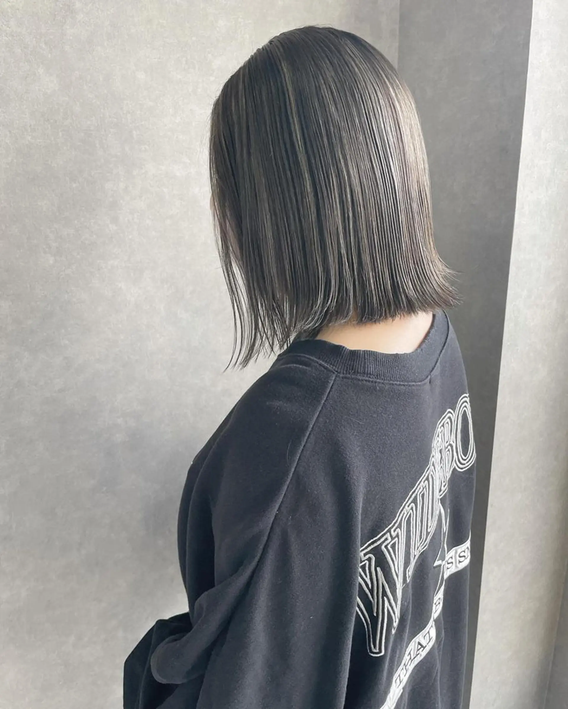 ショート ボブ ハイライト ショートヘア ヘアカラー 河原 亮のヘアスタイル