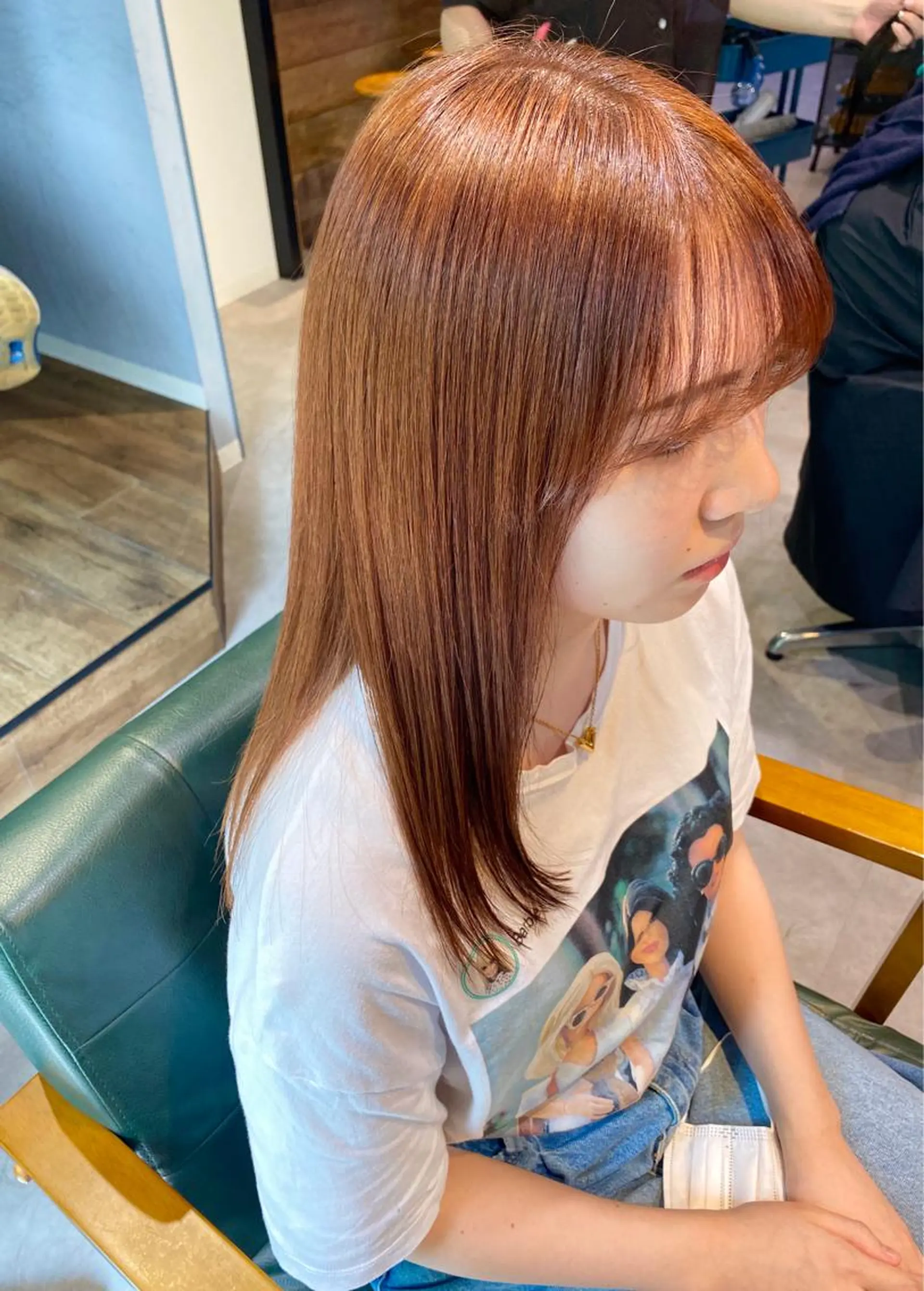 セミロング AUBEHAIRpeony所属・山形酸性ストレート 古川✂︎のヘアスタイル