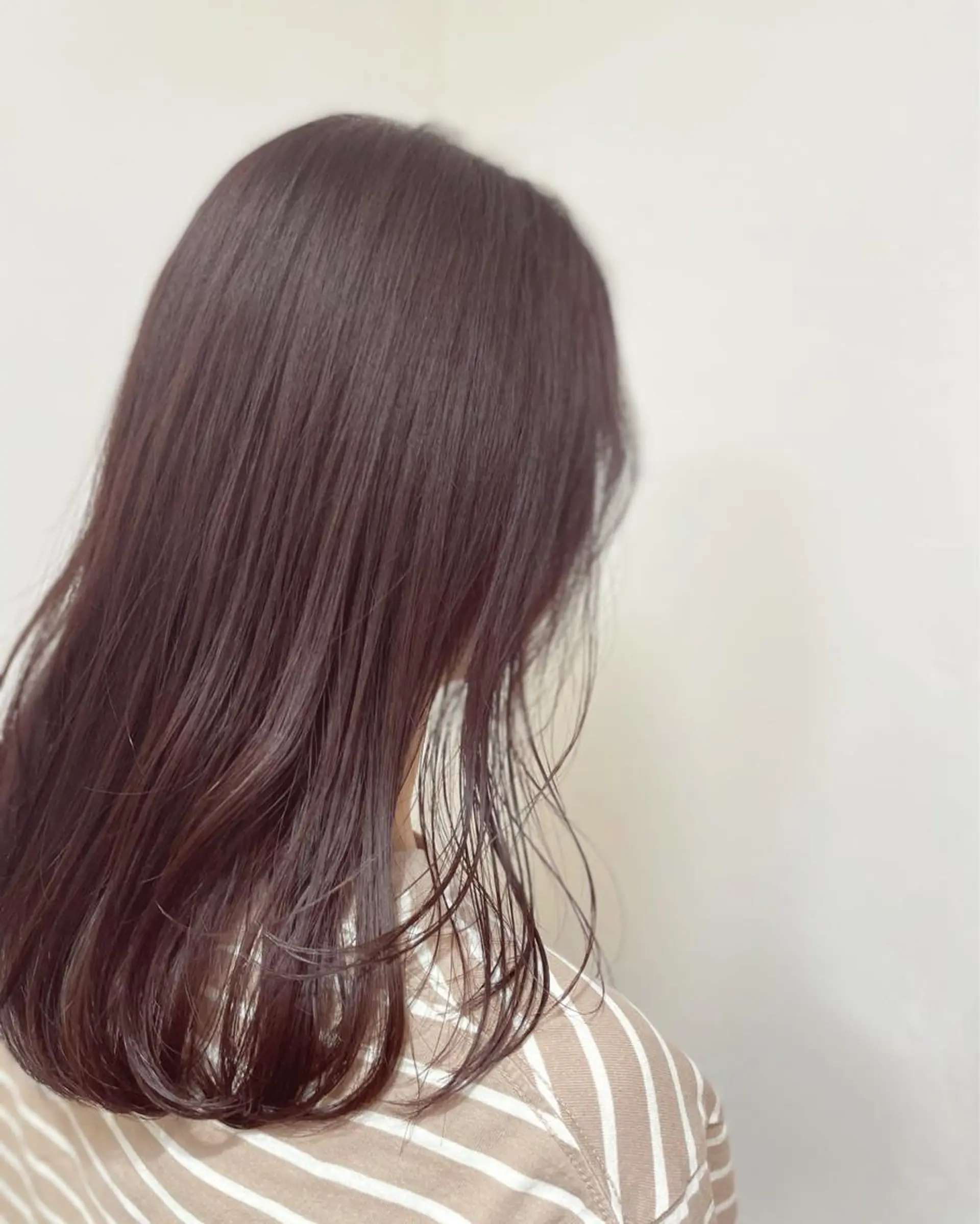 ロング カラー アプリコットブラウン ブリーチ ブラウンカラー ブリーチなしカラー 💛🤍U too e’s 鎌倉🧸のヘアスタイル