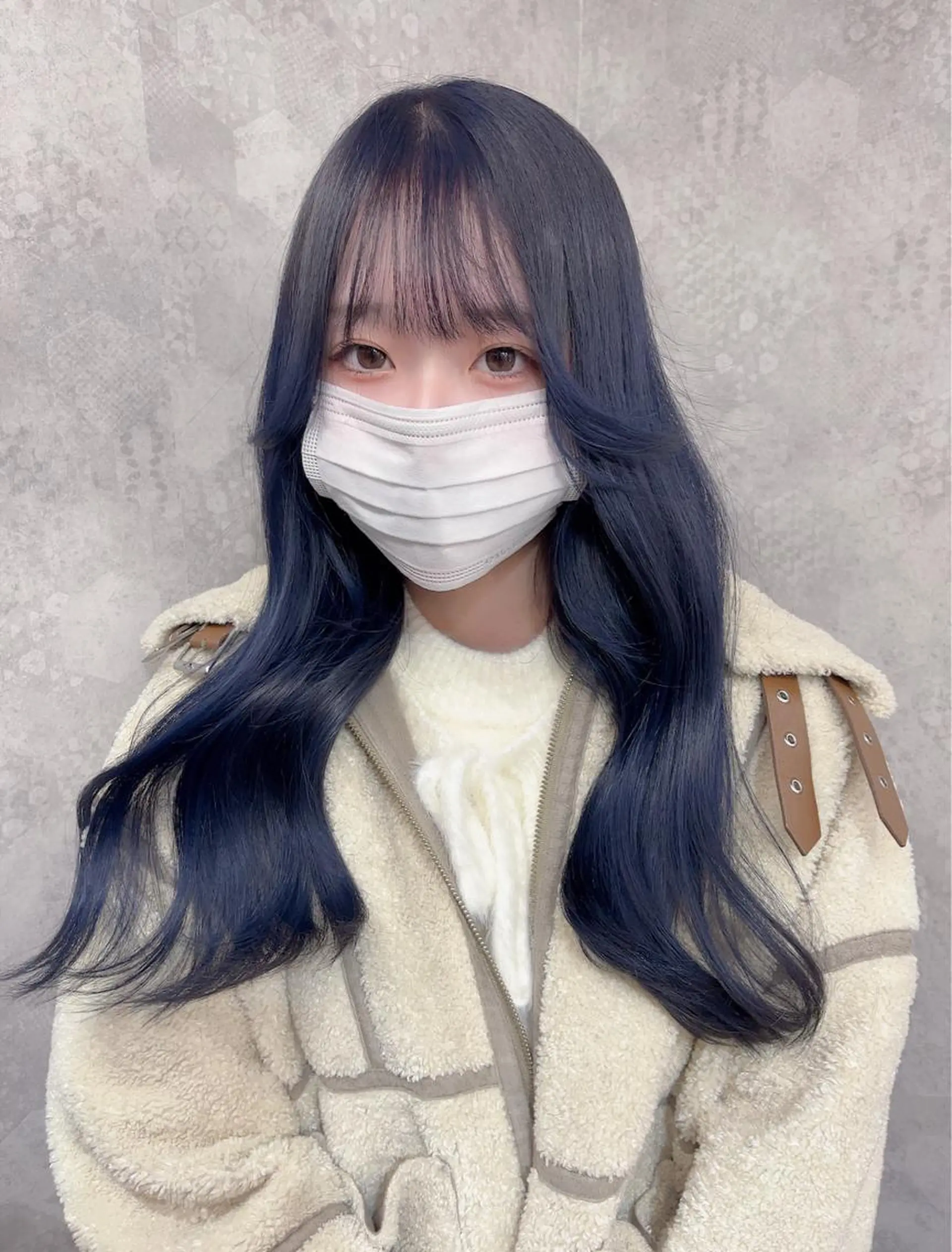 ロング カラー ヘアアレンジ ヘアカラー トリートメント ヘアセット 韓国レイヤーカット/ 儚げカラーチナツのヘアスタイル