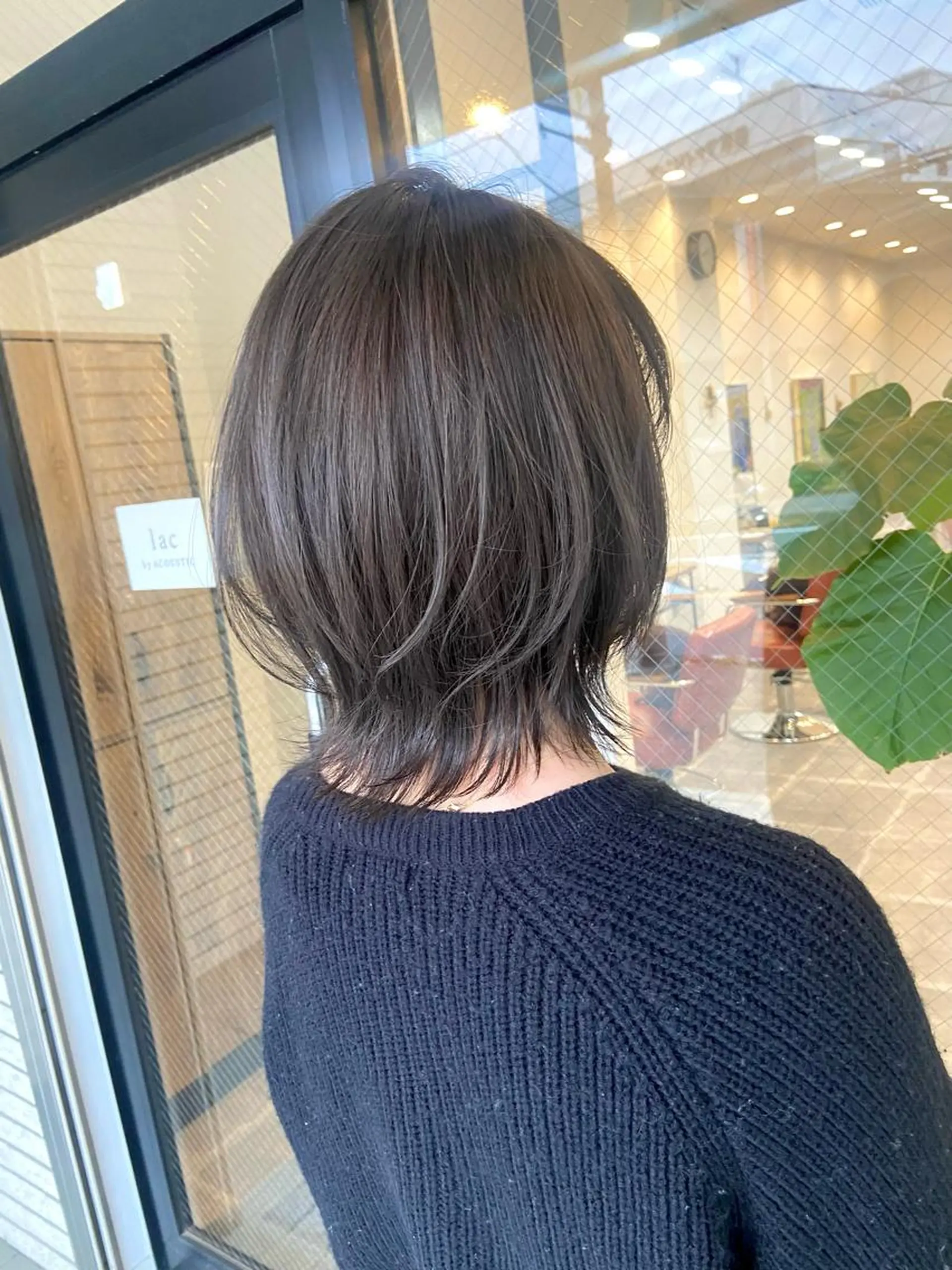 ミディアム くびれヘア 柏韓国ヘア 白石芽衣のヘアスタイル