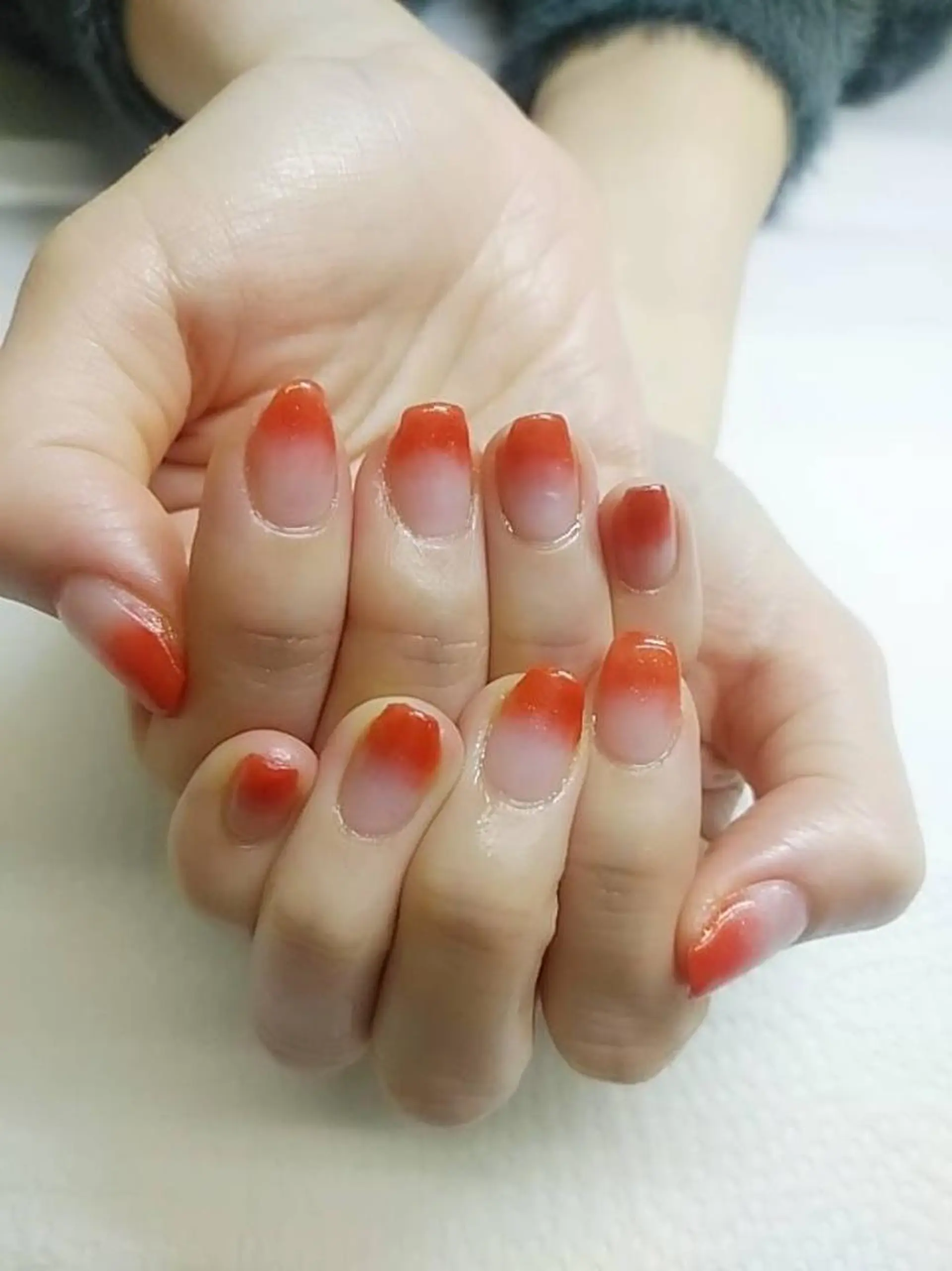 ネイル グラデーション ハンドネイル ハンドケア プライベートサロン Rosy Lilyのネイルデザイン