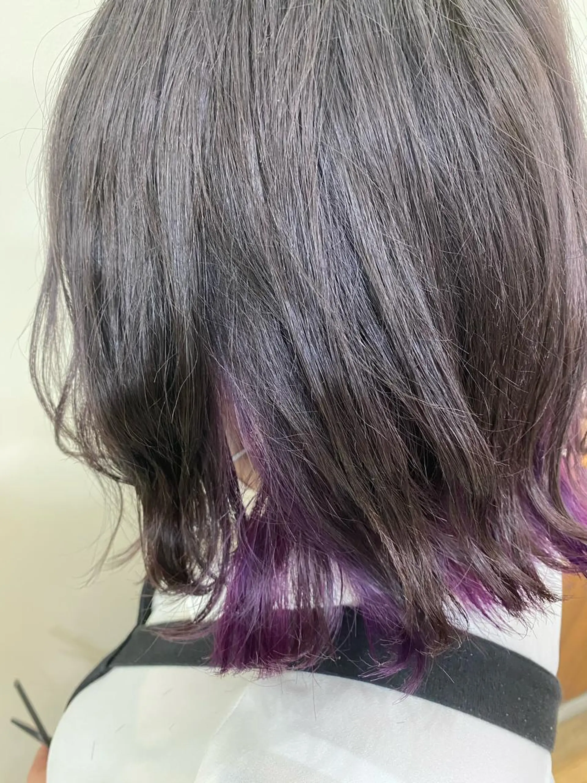 カラー SALOWIN栄 高須大貴のヘアスタイル