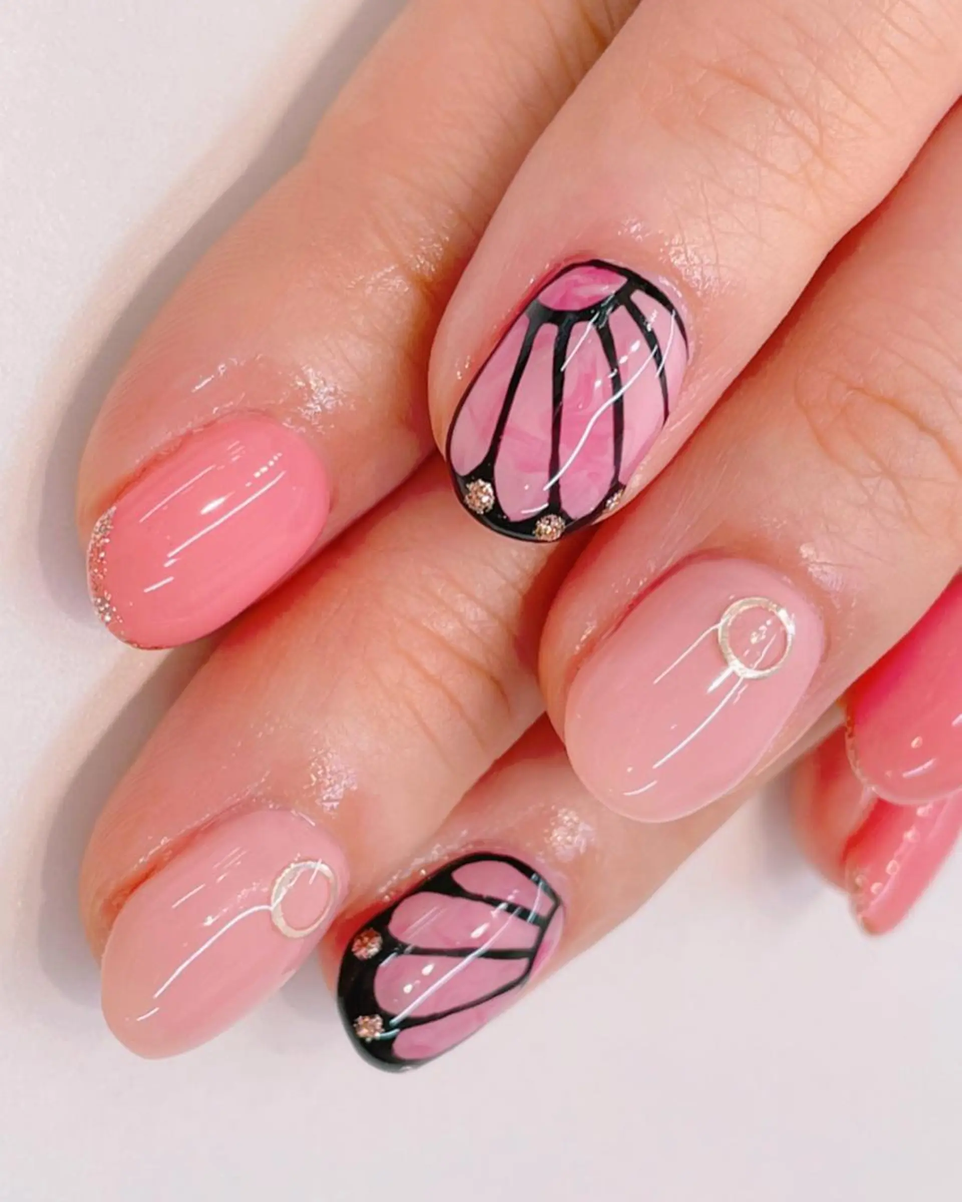 ネイル Blushオーナー Shiinaのネイルデザイン