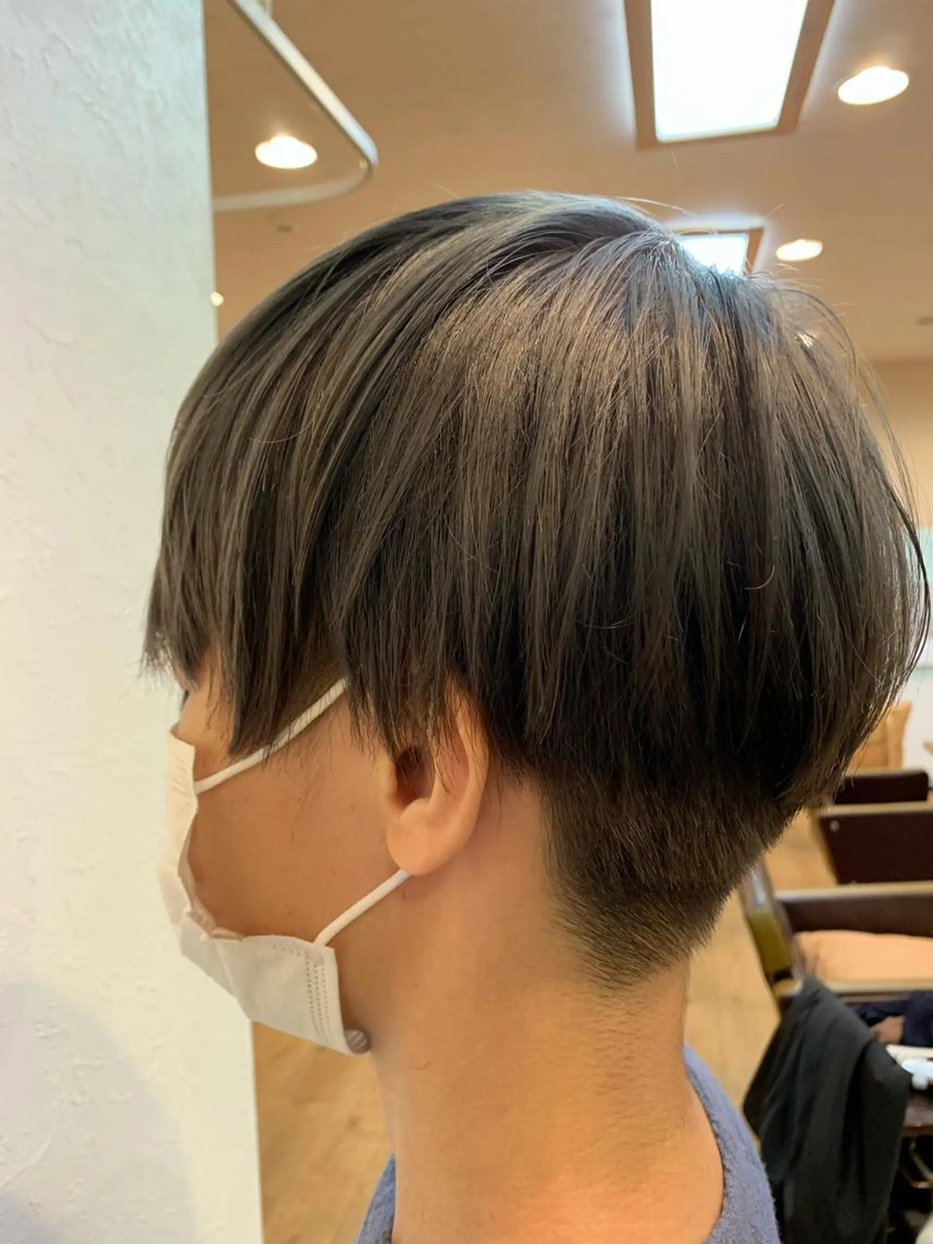 ショート カラー メンズ メンズブリーチ ブリーチ カット ヘアカラー yuri🌼 NUMBER 天王寺のヘアスタイル