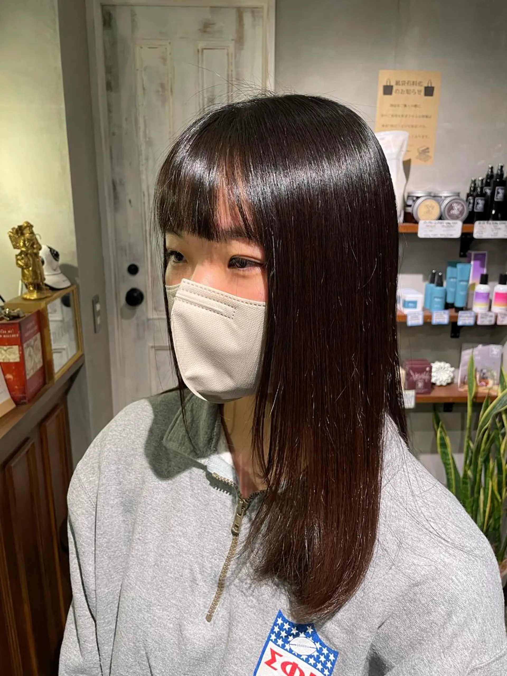 ロング 中村 彩乃のヘアスタイル