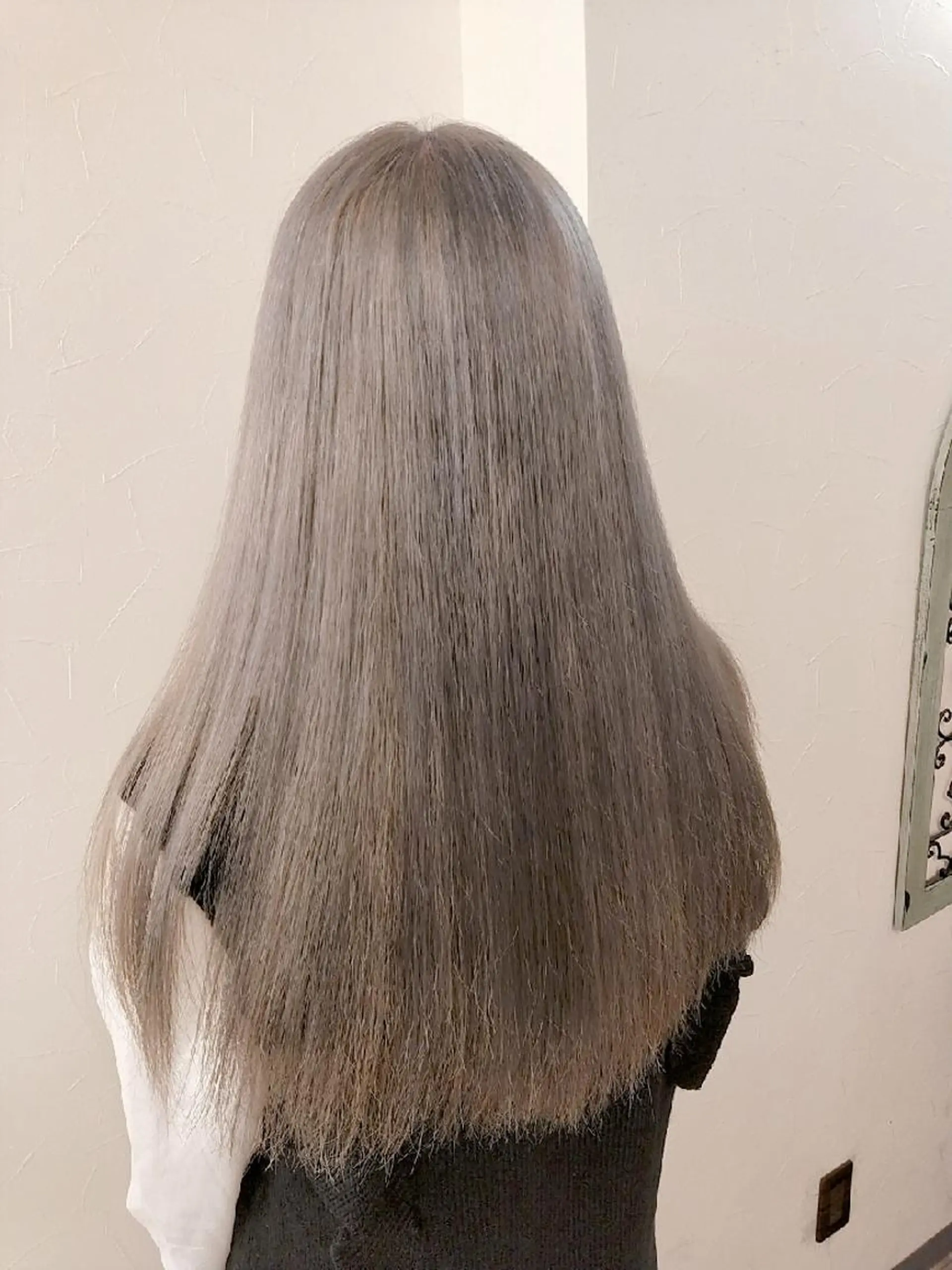 ロング カラー バレイヤージュ ブリーチ ケアブリーチ ダブルカラー グラデーションカラー ヘアカラー トリートメント デザインカラー 髪質改善Lilithのその他イメージ