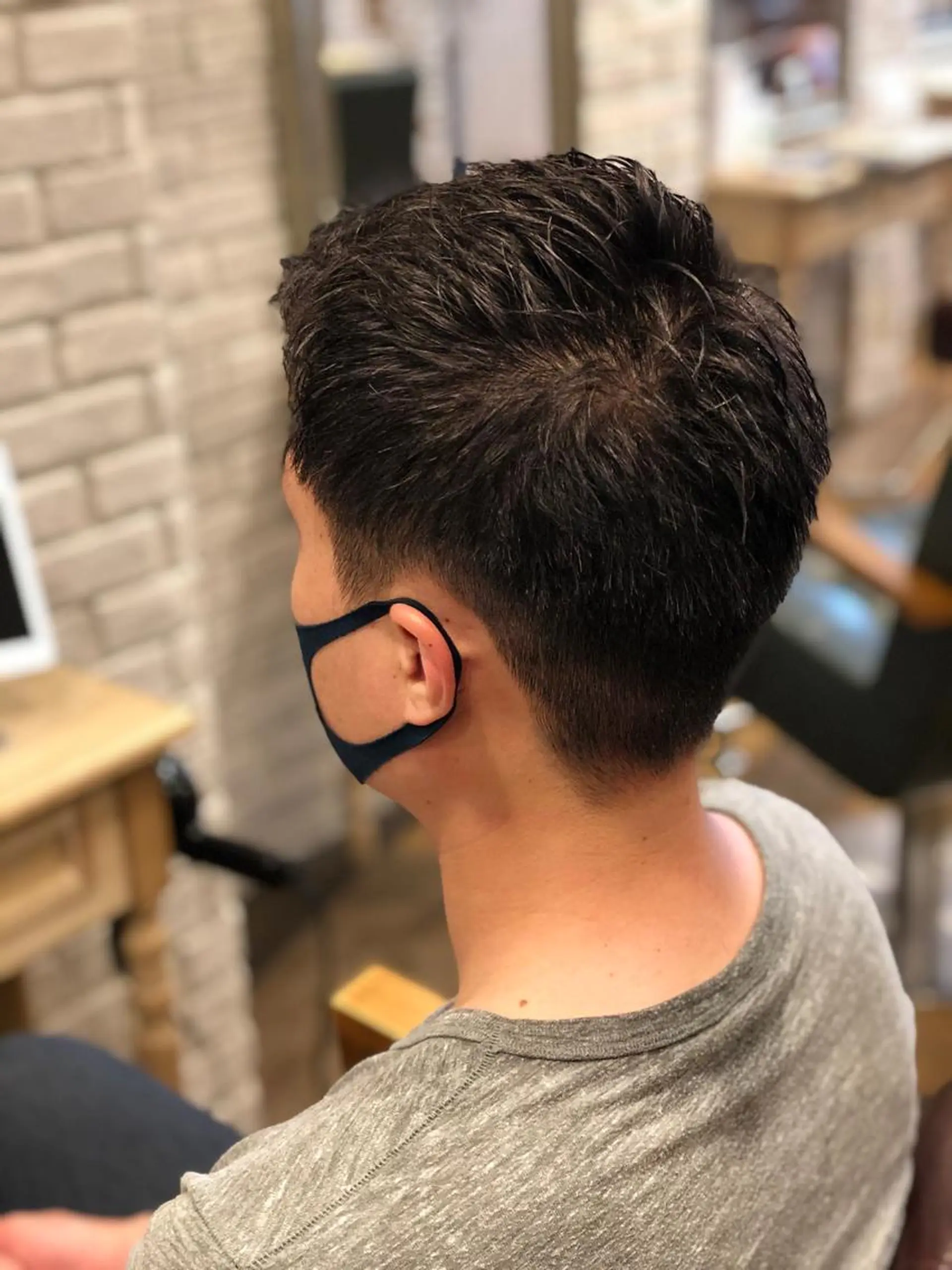 メンズ 松﨑 亜々人のヘアスタイル