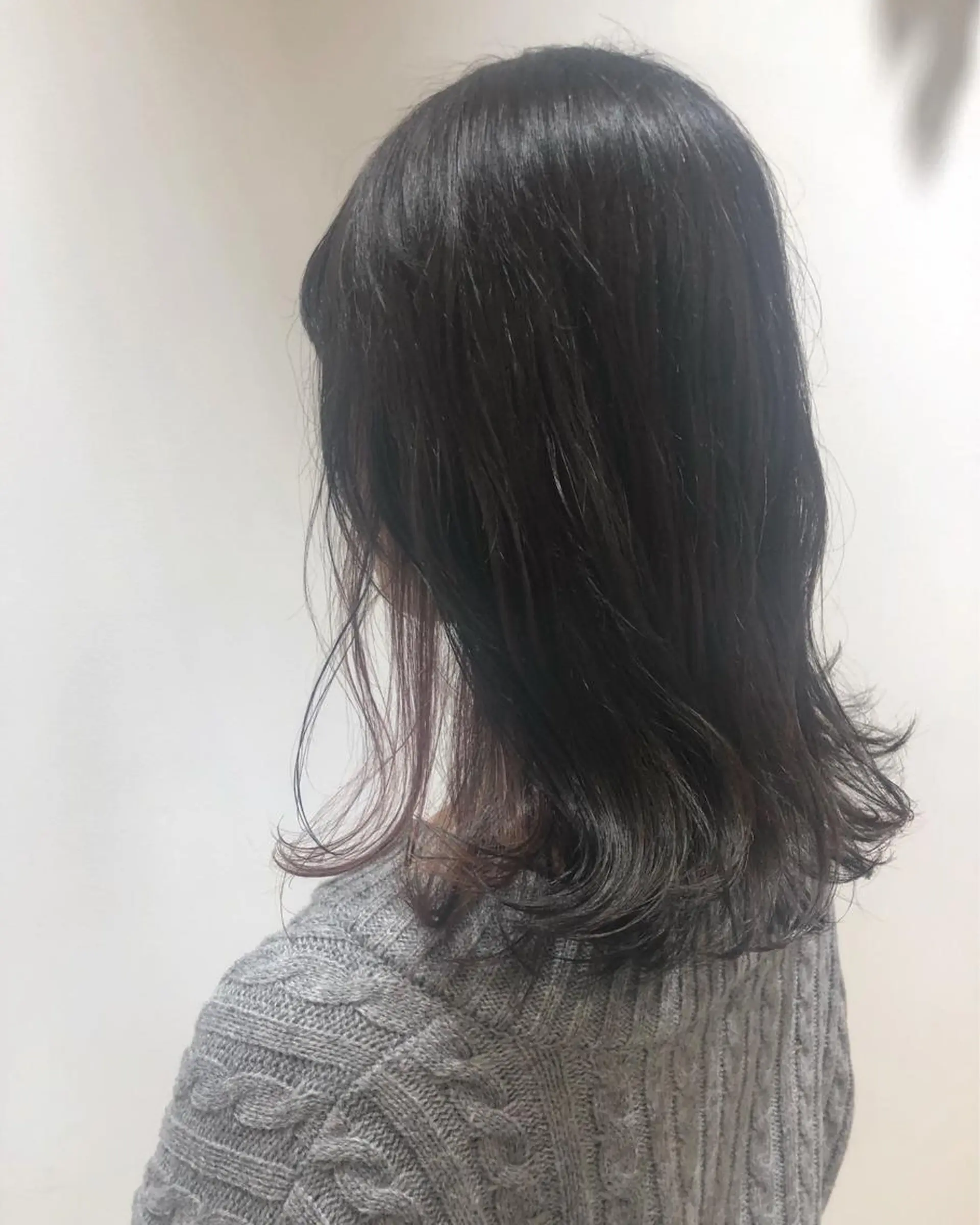 セミロング カラー カット ヘアカラー 縮毛矯正 トリートメント 江原 彩華のヘアスタイル
