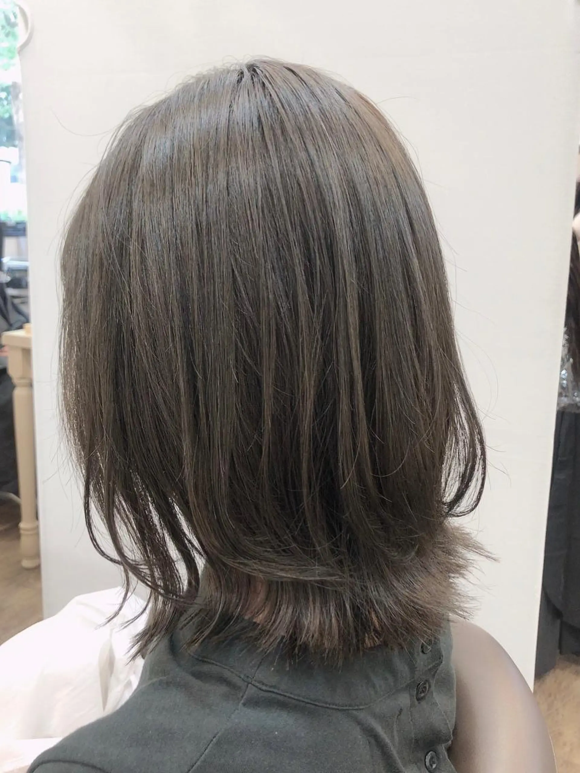 ミディアム カラー 尚平 40代からの 髪質改善専門のその他イメージ