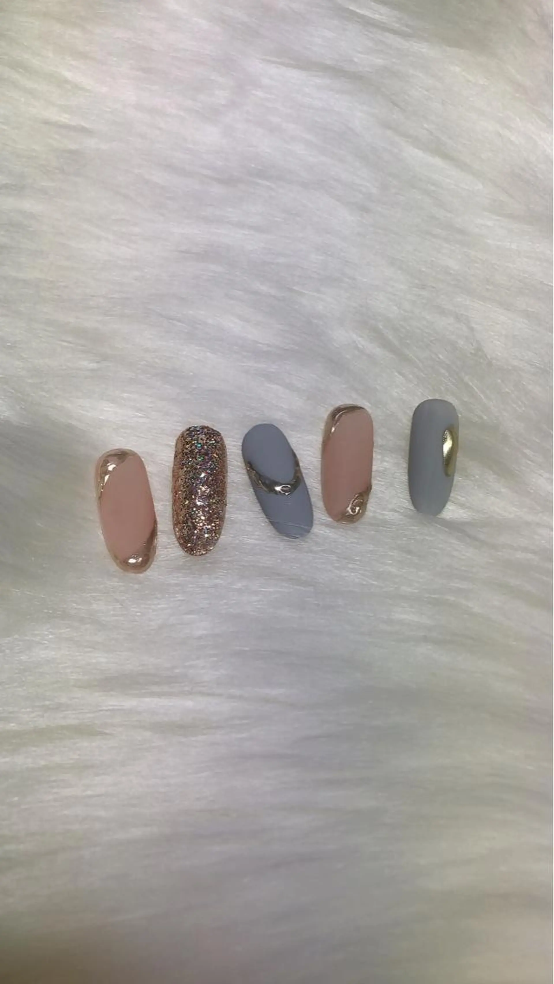 ネイル ハンドネイル MoonNail ユリ🌸のネイルデザイン