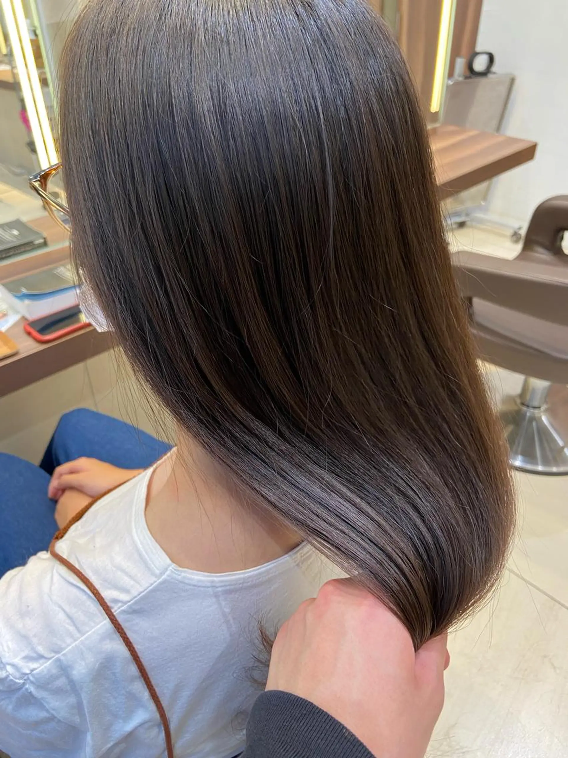 セミロング ヘアカラー トリートメント ☀️ハイトーンボブ ☀️石川 海斗のヘアスタイル