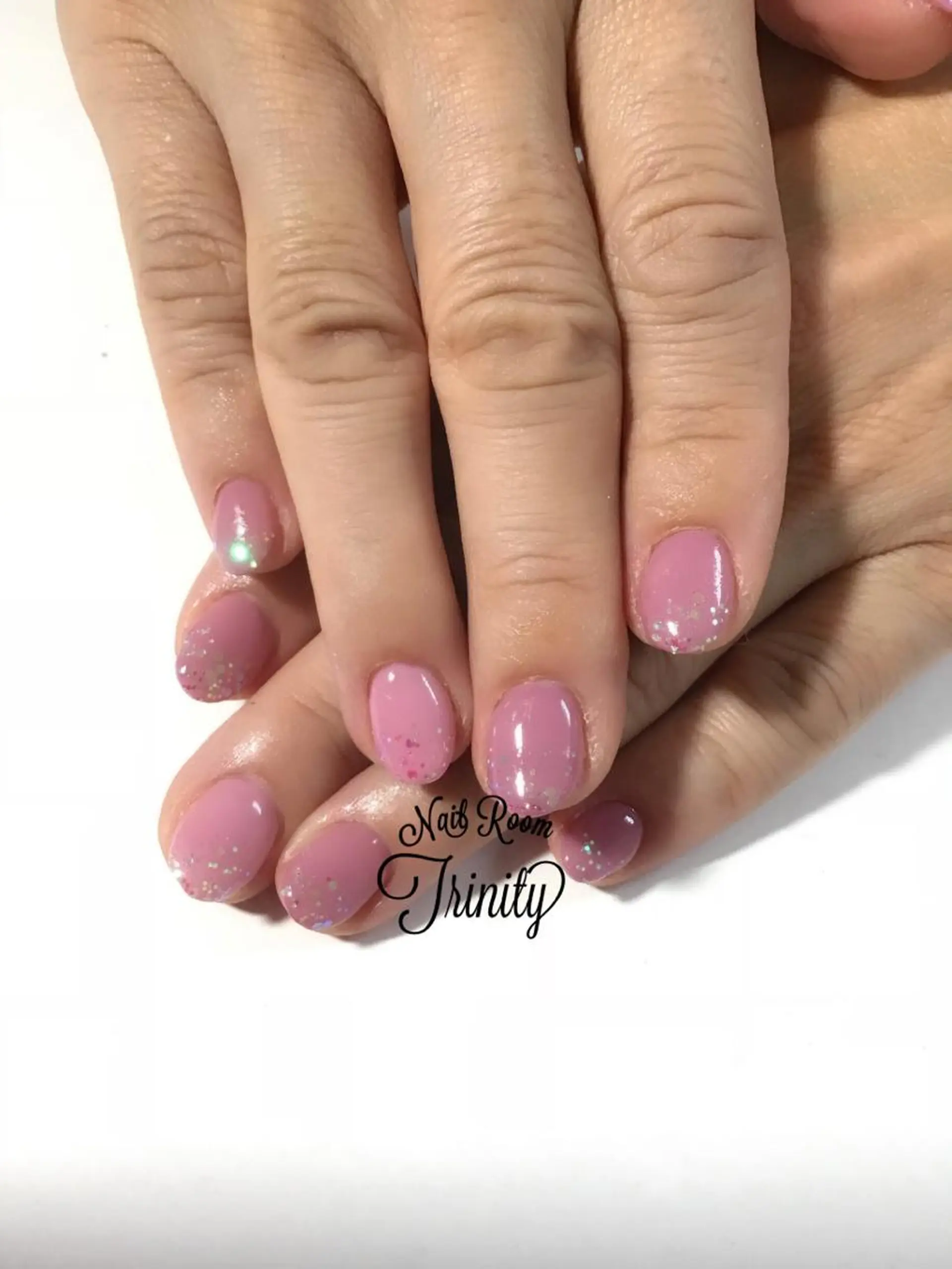 ネイル Trinity staffのネイルデザイン