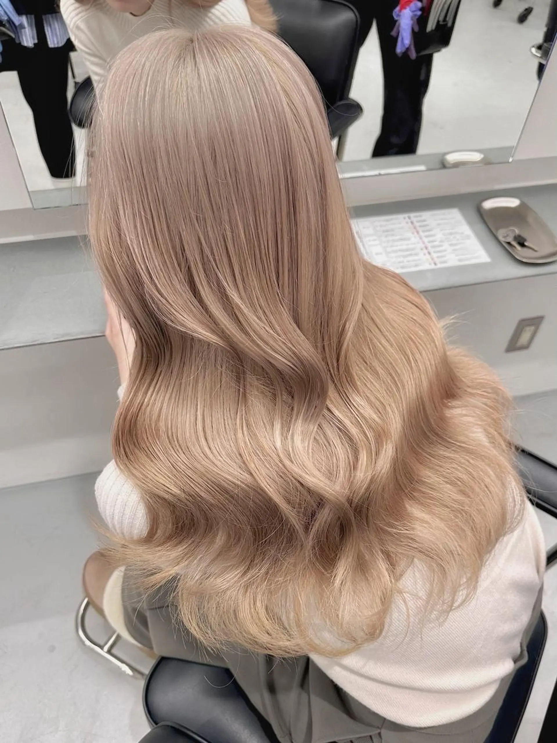 ミディアム ヘアカラー トリートメント 縮毛矯正/ショート 長岡/姉崎宏実🌿のヘアスタイル