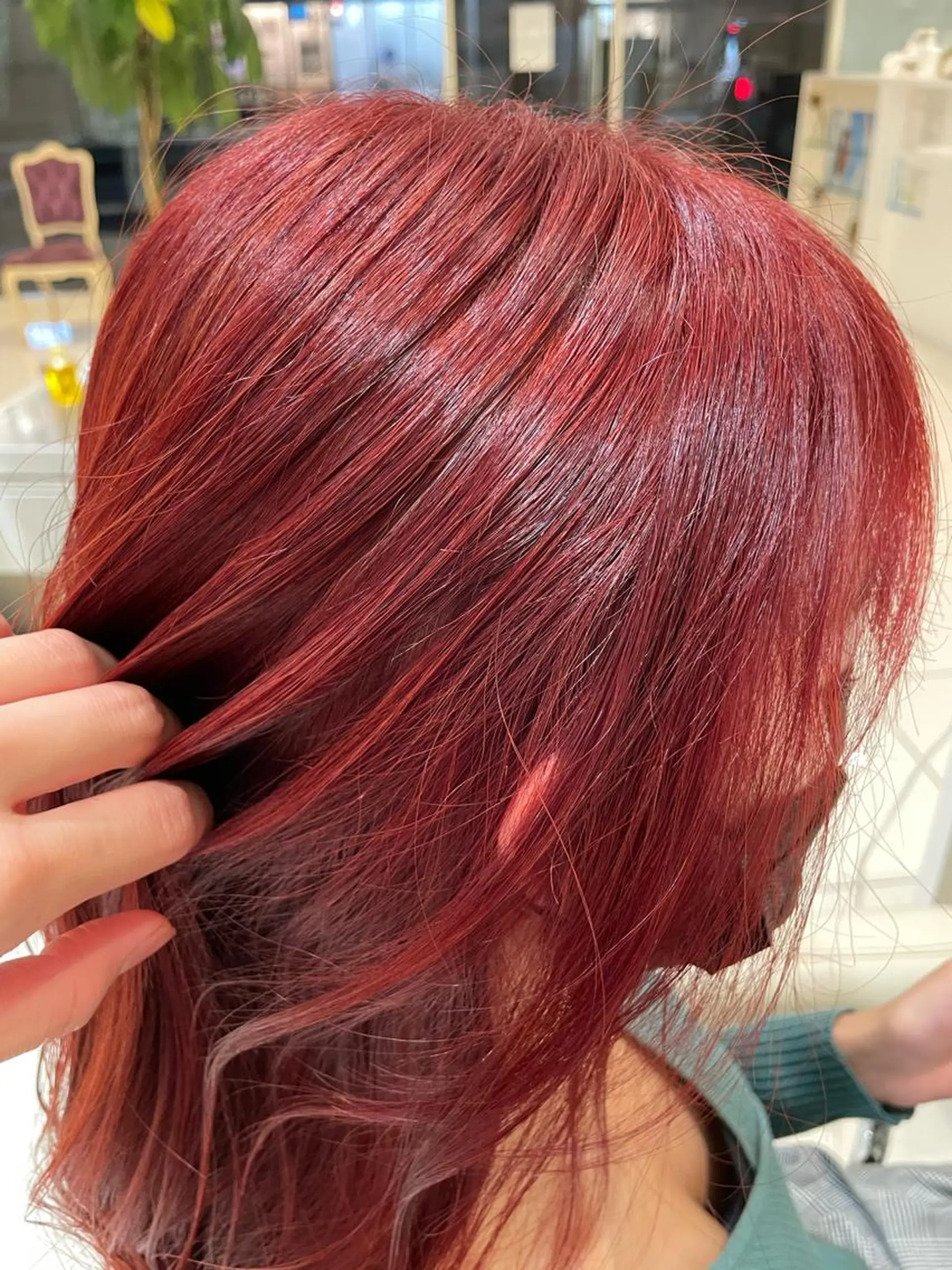 ロング カラー ブリーチ ハイトーンカラー ユ カの眉毛・アイブロウイメージ