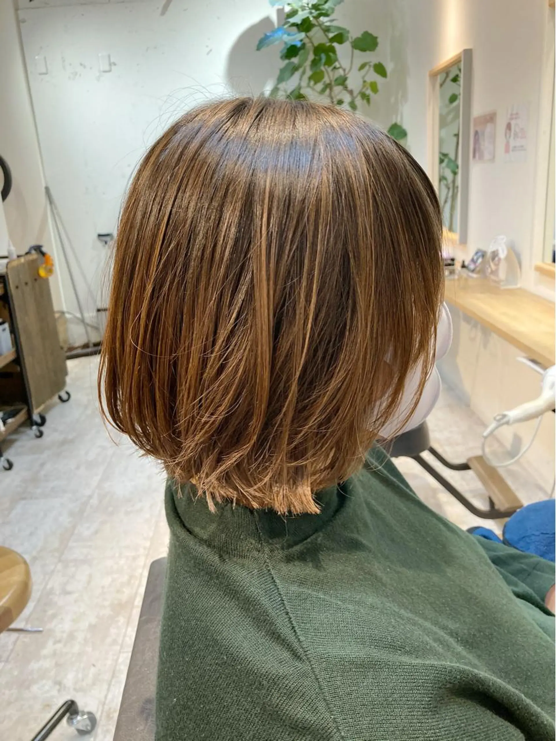 ショート カラー ブリーチ ハイライトカラー ハイライト 【女性指名No.1】 西口直子のヘアスタイル