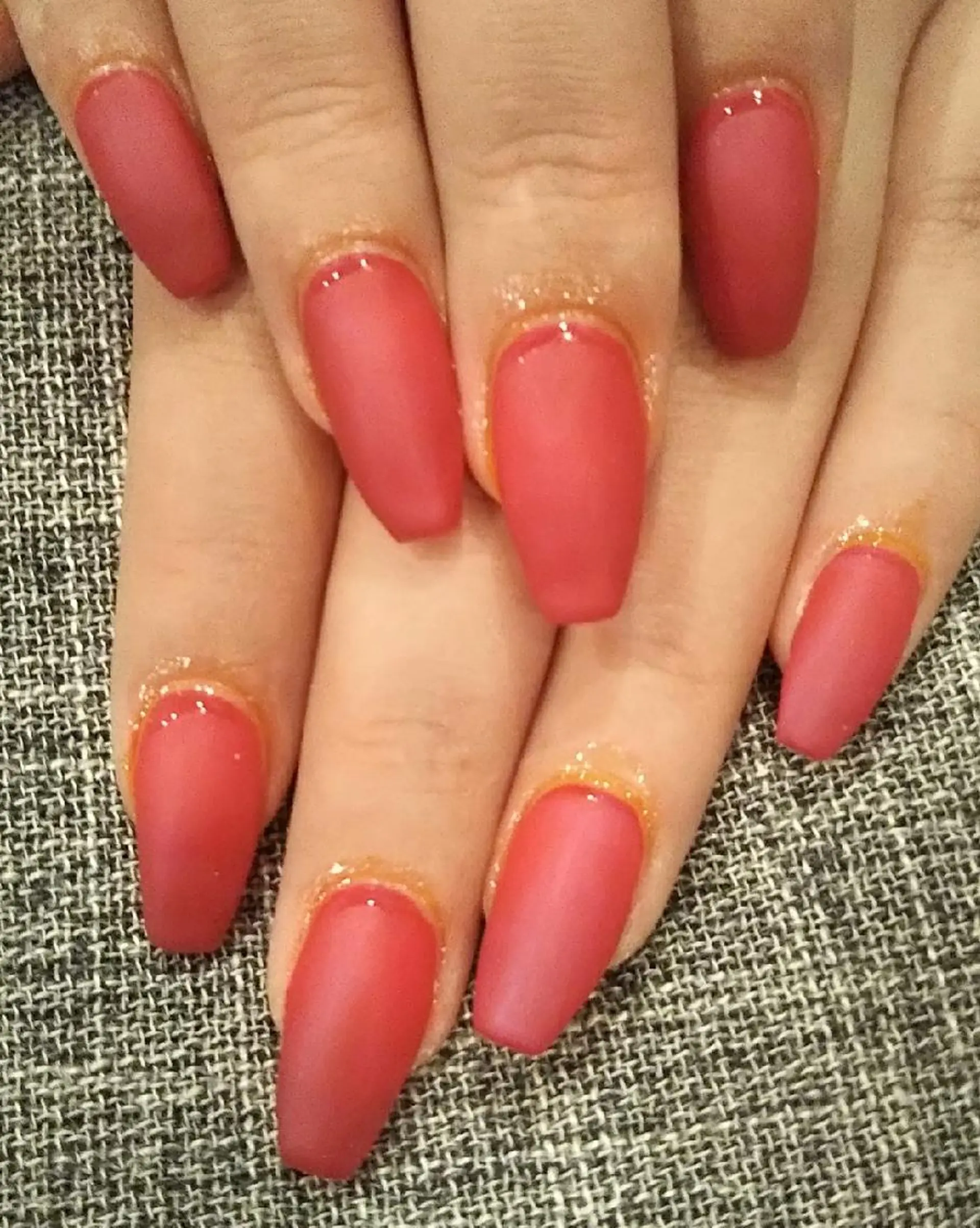 ネイル マットネイル 赤色 ハンドネイル private salon mieのネイルデザイン