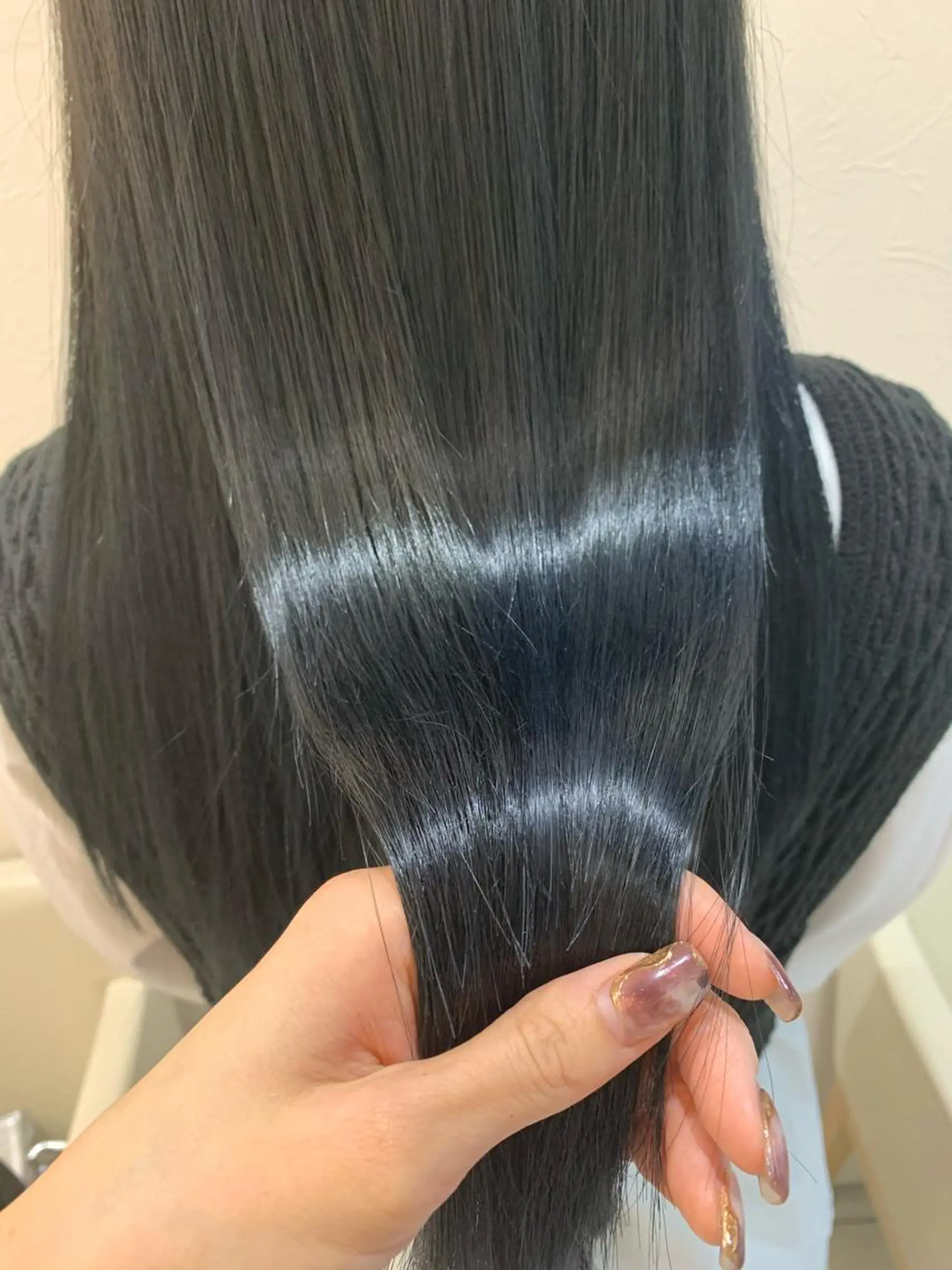 ロング カット 縮毛矯正 トリートメント 店長ハイトーンカラー 柞山史奈のヘアスタイル