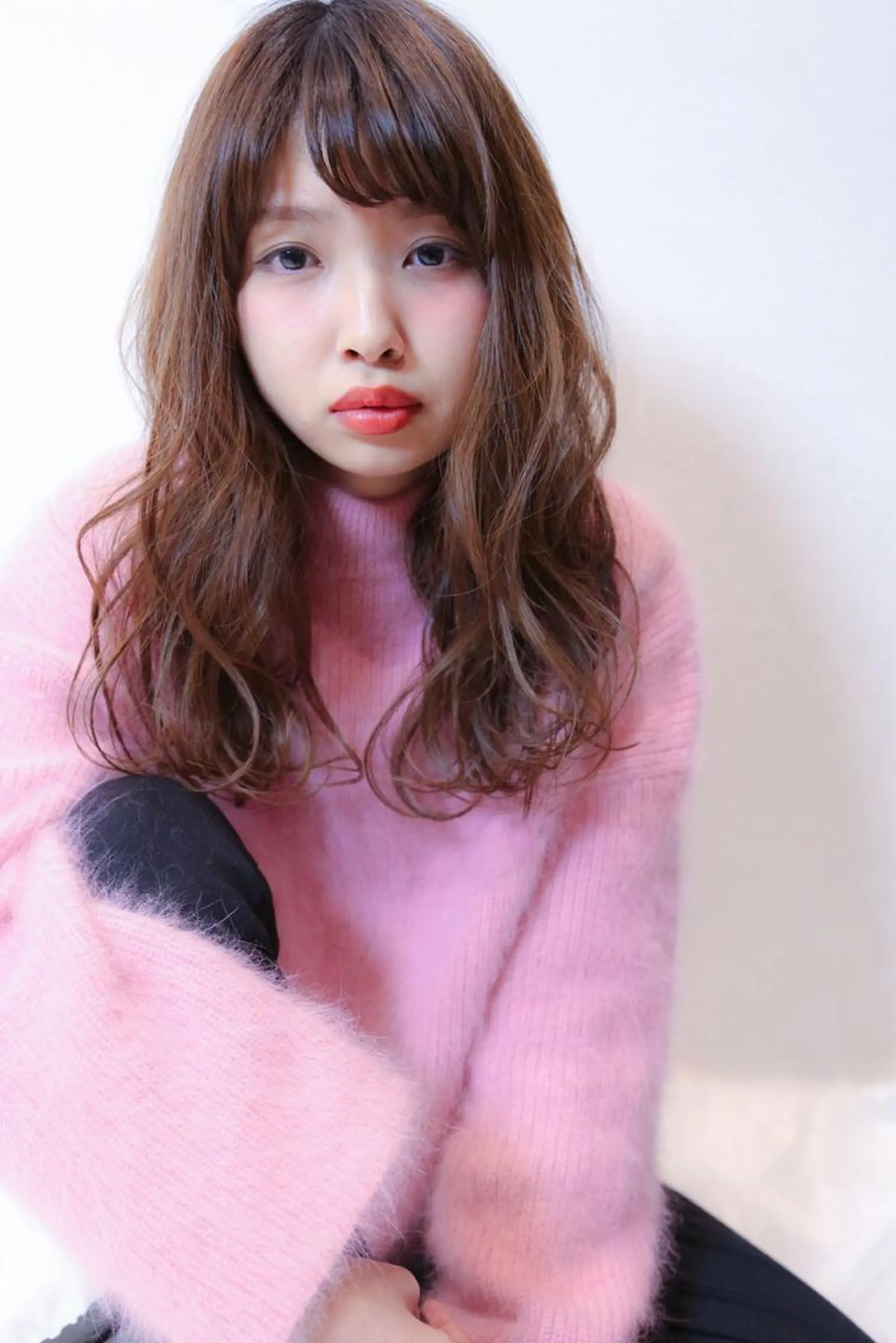 セミロング YOKOI SHINJIのヘアスタイル