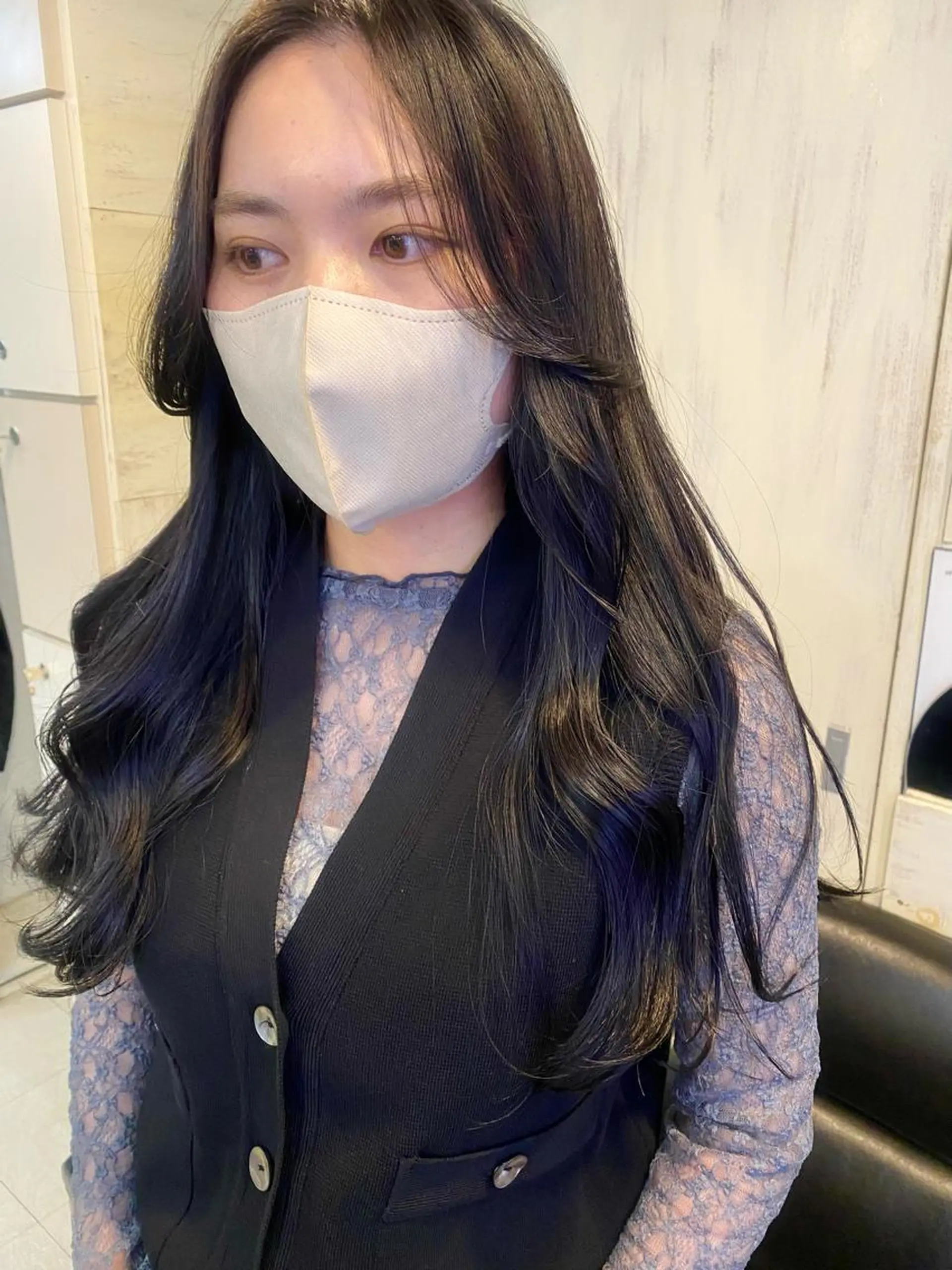 ロング カラー パーマ ヘアアレンジ 韓国風ヘア kame｜レイヤー / 似合わせ顔周りのヘアスタイル