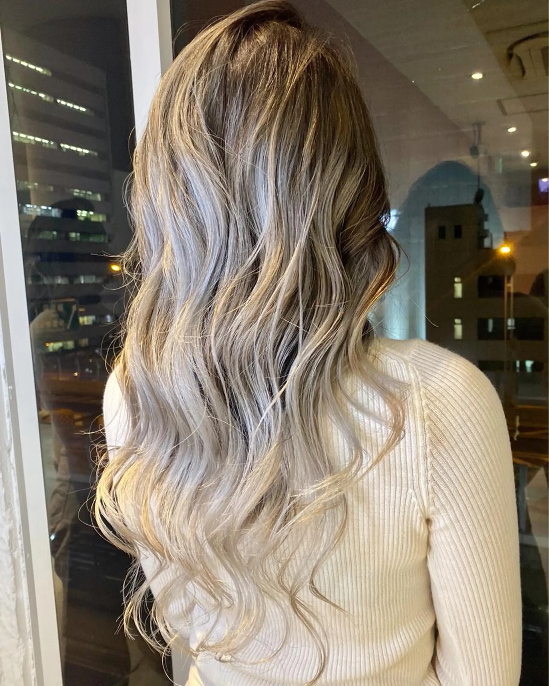 ロング カラー welring hair salonのヘアスタイル